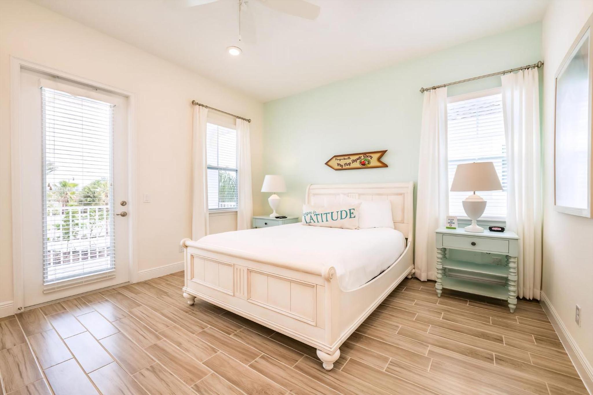 Sea Breeze Cottage Near Disney With Private Hot Tub & Margaritaville Resort & Island H20 Waterpark Access - 3016Sr