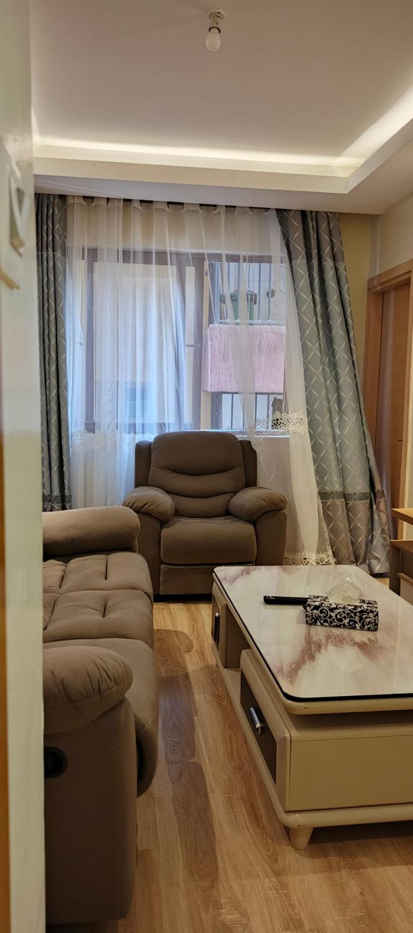 Stay with Linus view 3