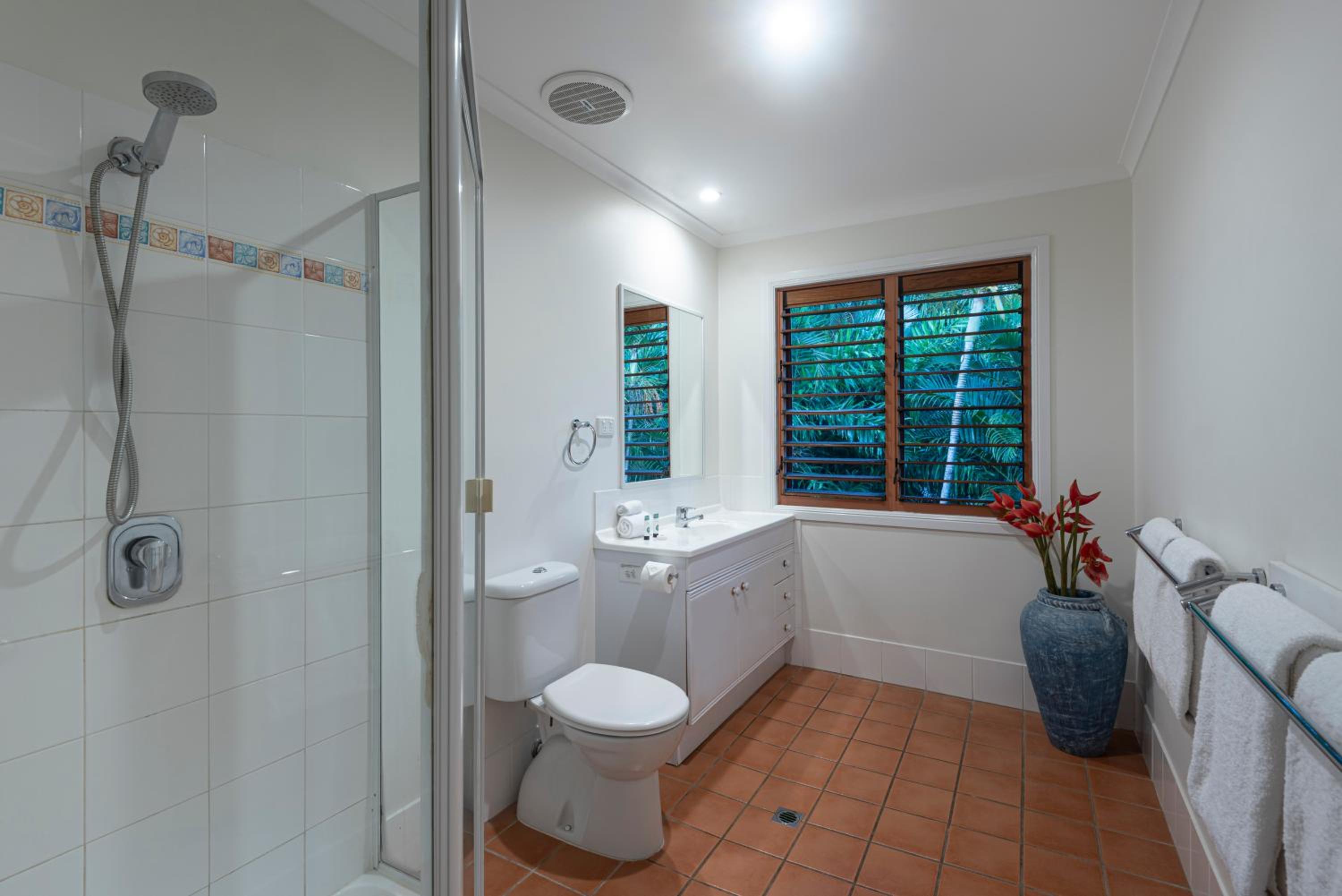 Heliconia 1 Hamilton Island 3 Bedroom Ocean Views with Golf Buggy