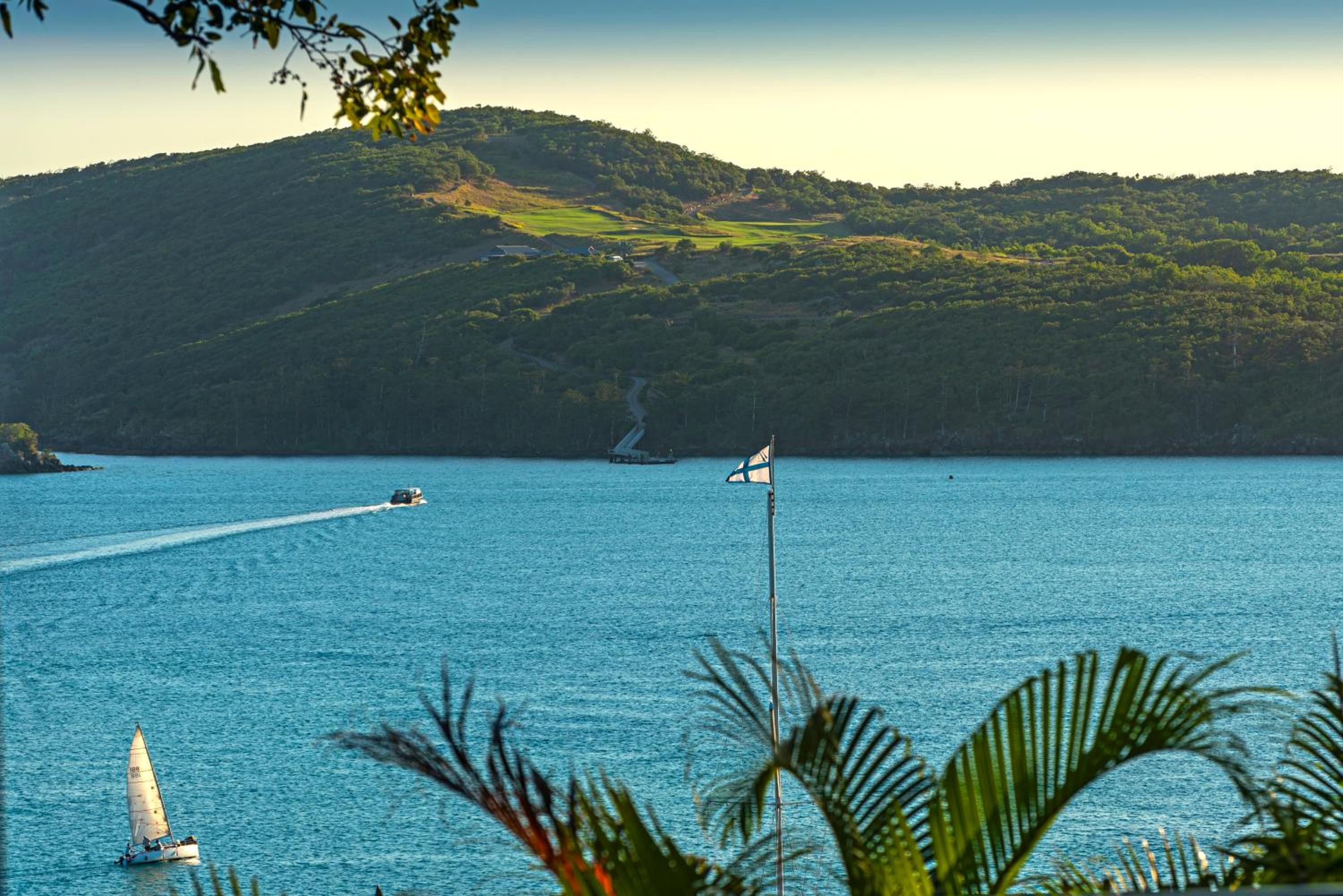 Heliconia 1 Hamilton Island 3 Bedroom Ocean Views with Golf Buggy