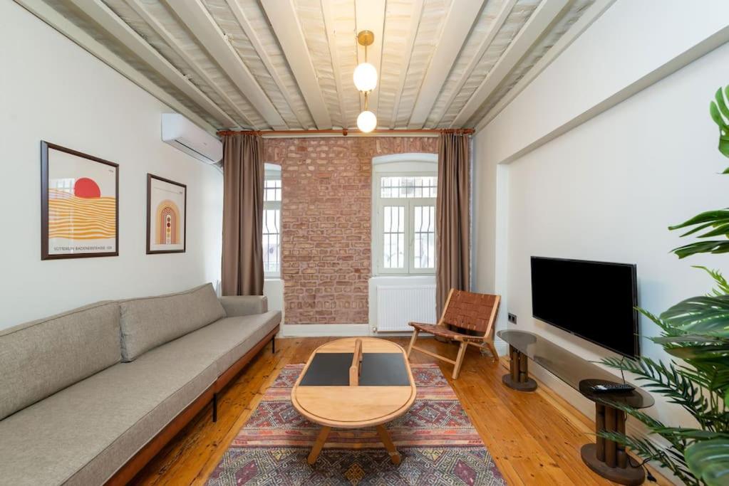 Maison Chic - Newly Renovated 3Br in City Center