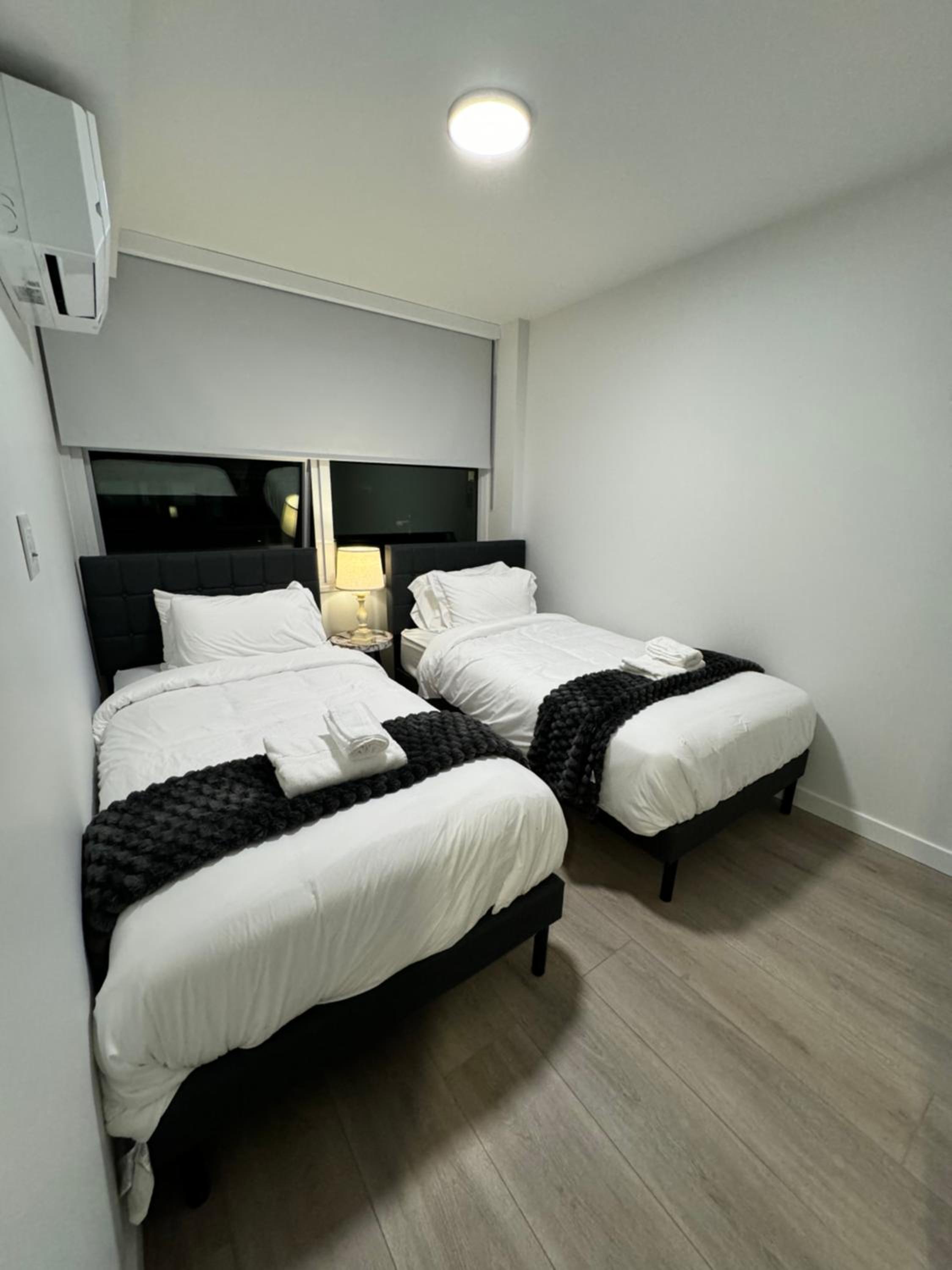 Downtown Center Silverstone Tower I and II Home in Vancouver