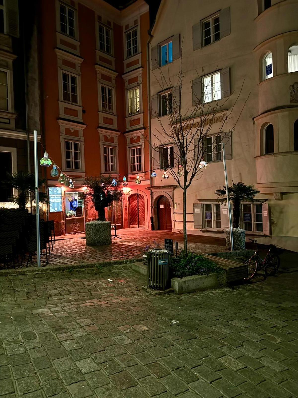 Goldene Pastete - Urban Luxury Apartments City Center