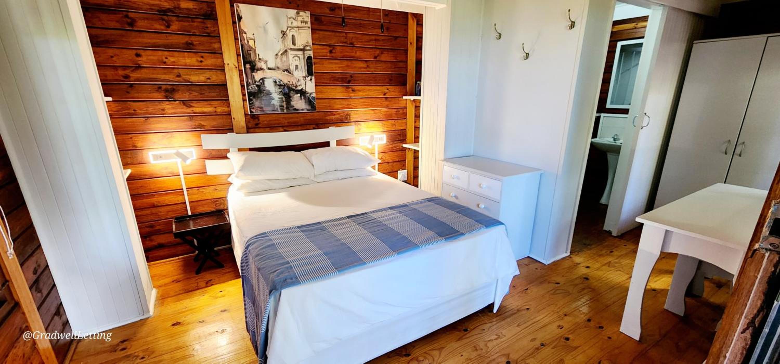 Milkwood Lodge 2 - Sleeps 8 view 3