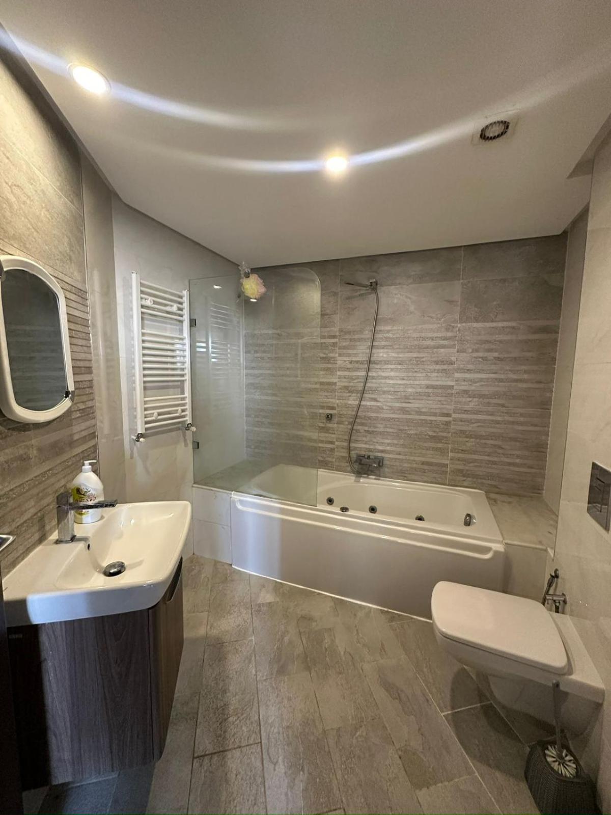 Luxueux appartement Jardins de Carthage