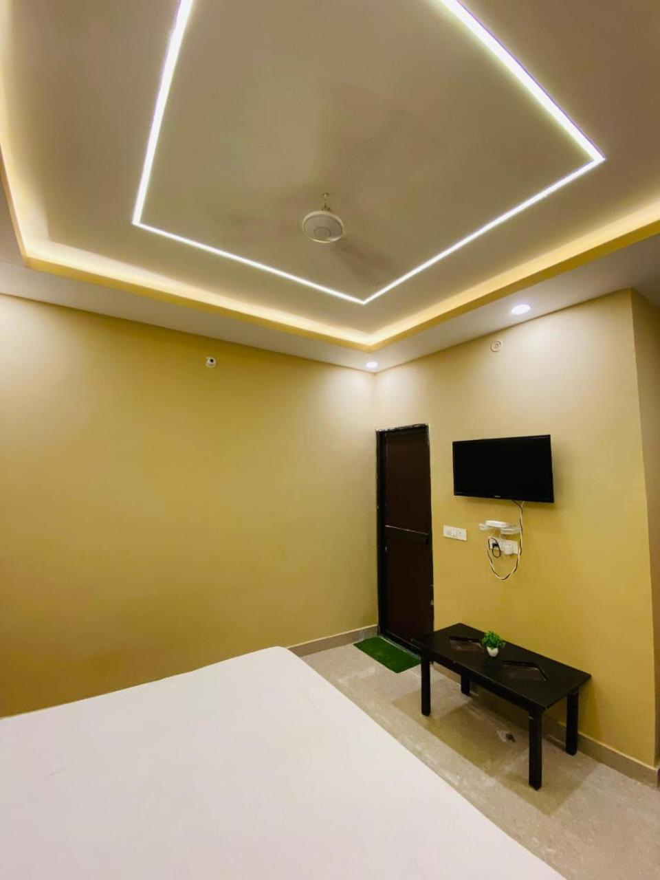ShreeJanki Palace