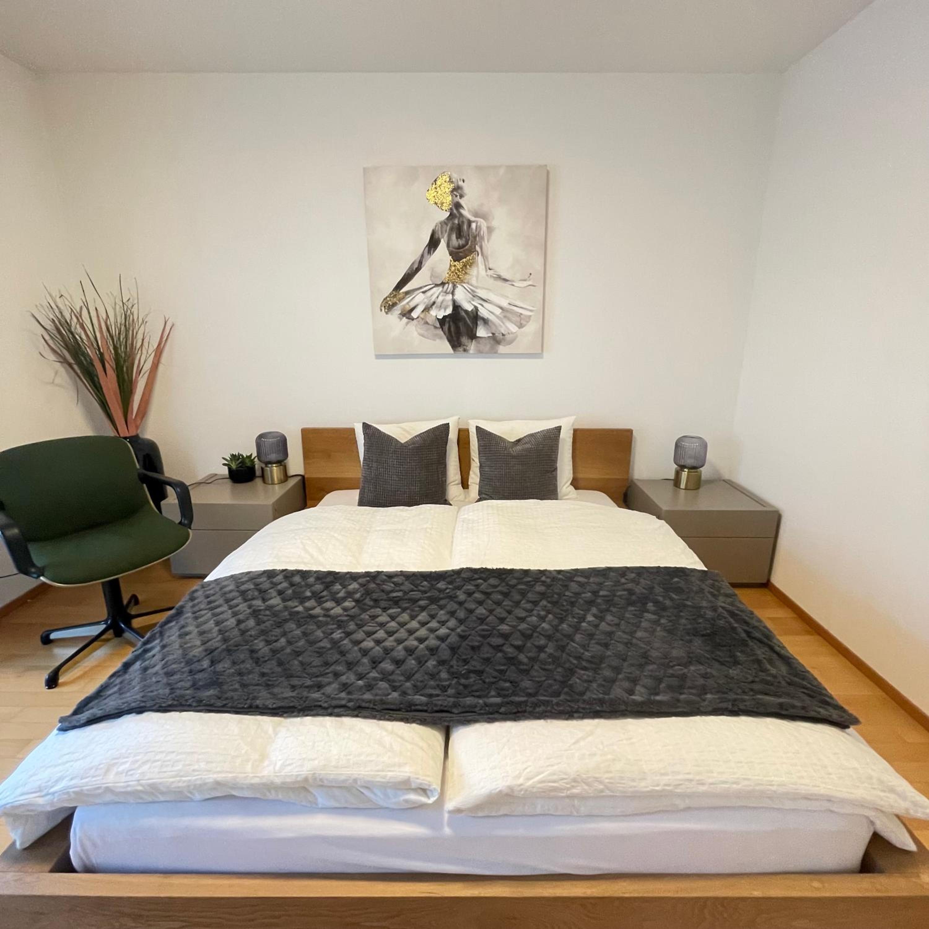 4,5-Zimmer-Wohnung mit guter Verkehrsanbindung