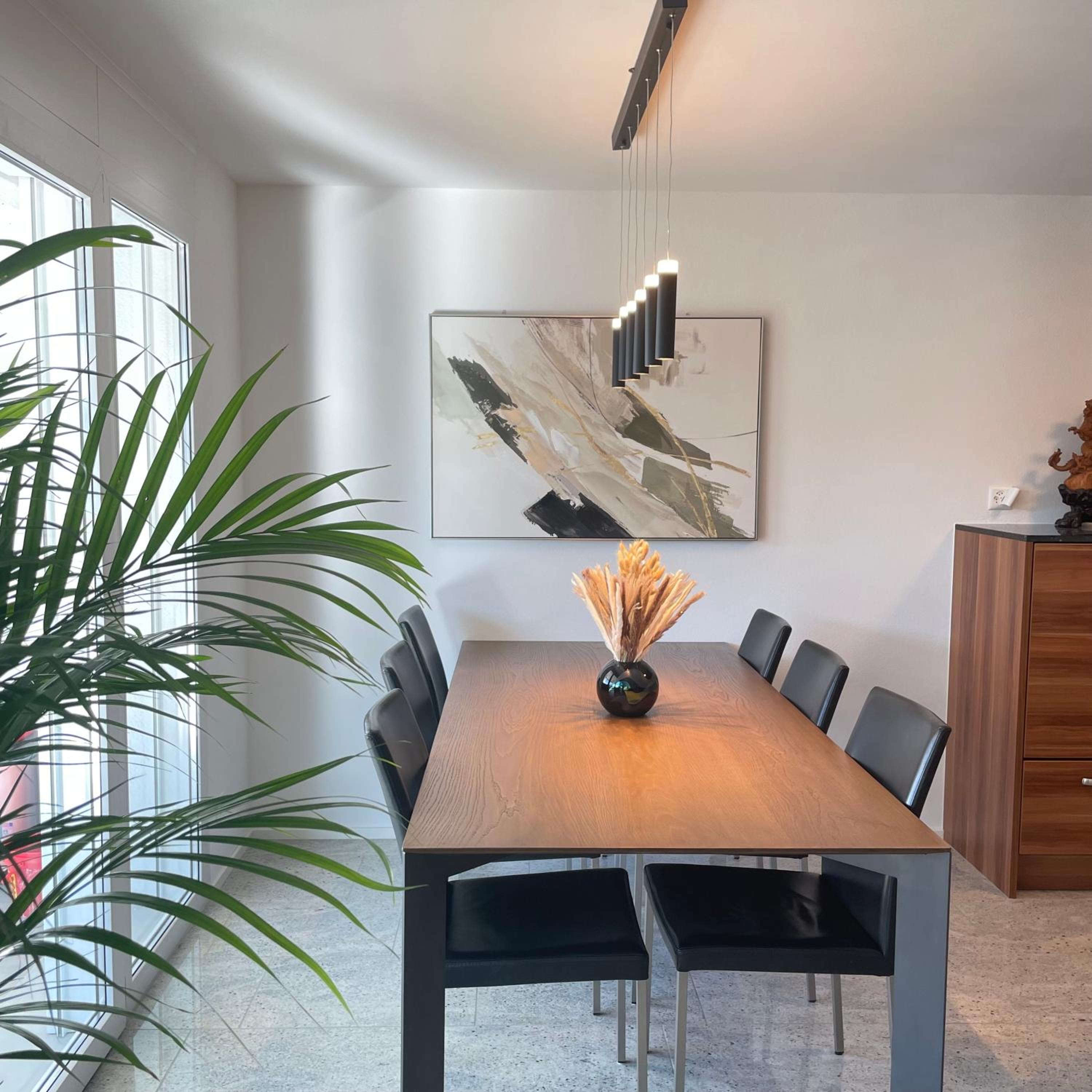 4,5-Zimmer-Wohnung mit guter Verkehrsanbindung