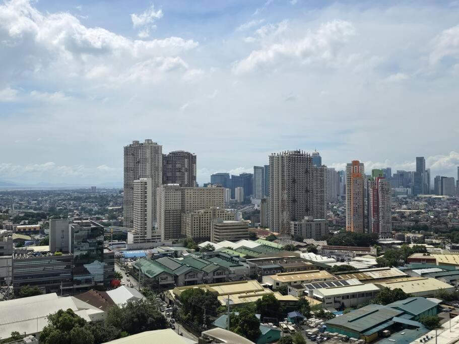 1BR Condotel with Balcony at FAME Residences #FM57 view 4