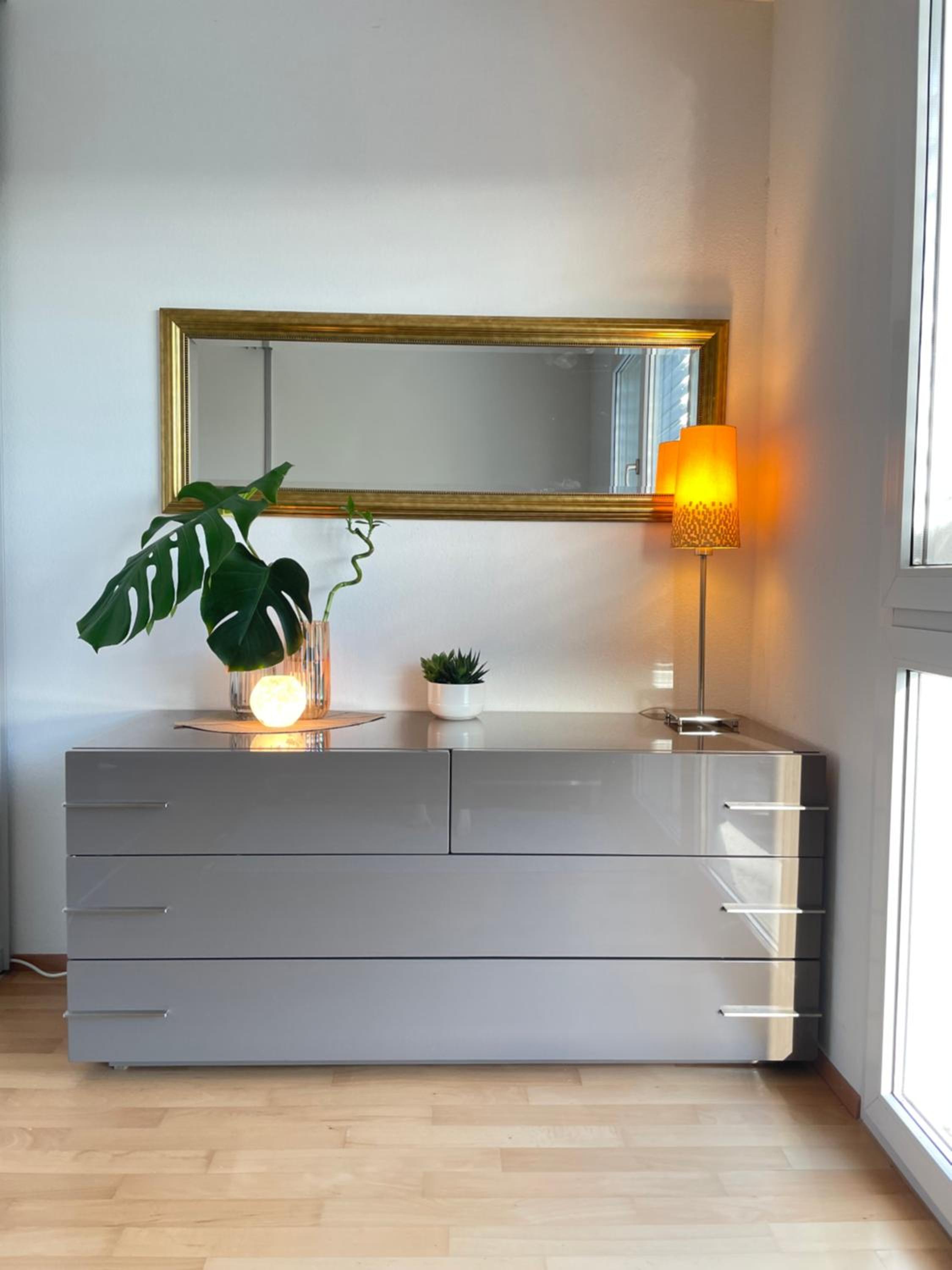4,5-Zimmer-Wohnung mit guter Verkehrsanbindung