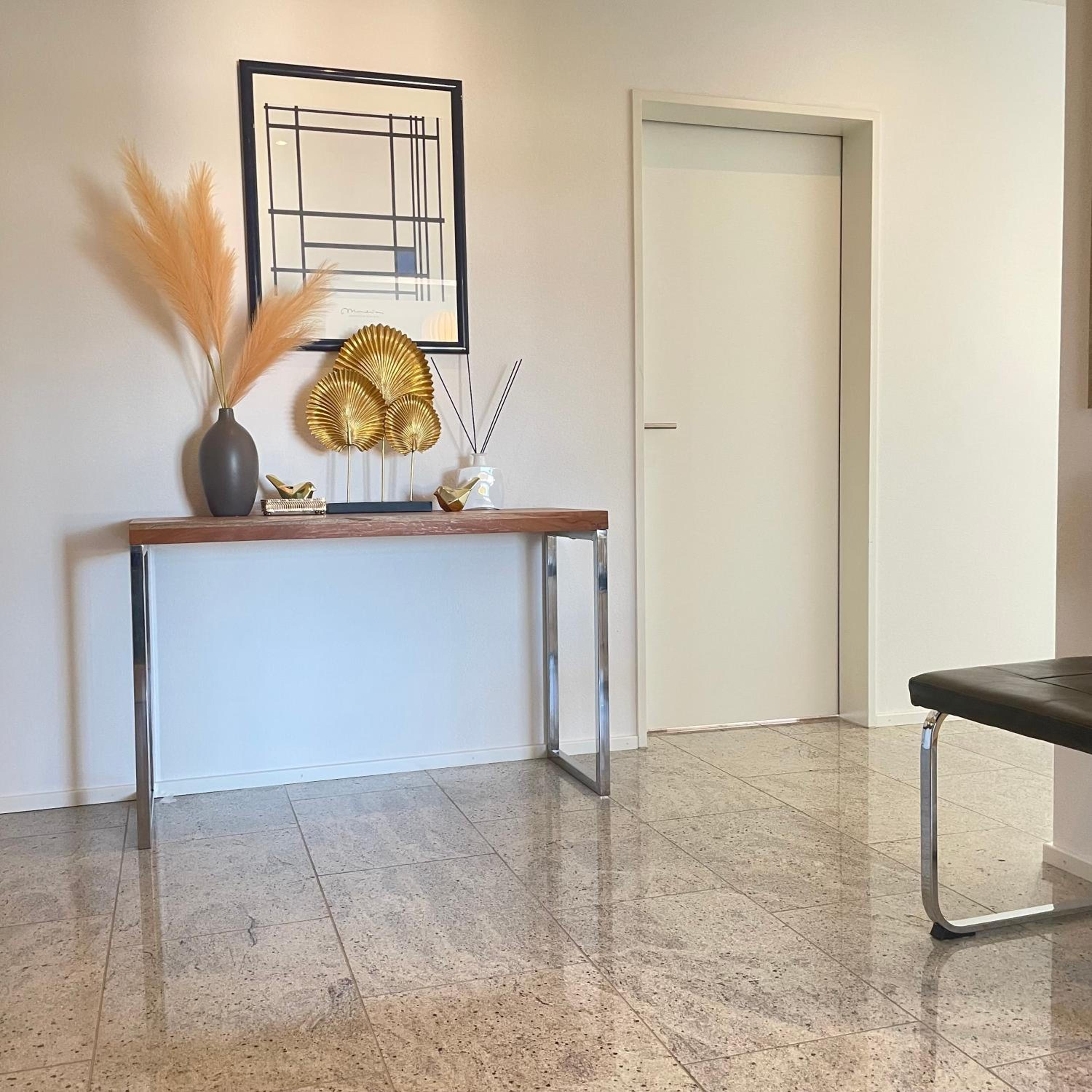 4,5-Zimmer-Wohnung mit guter Verkehrsanbindung