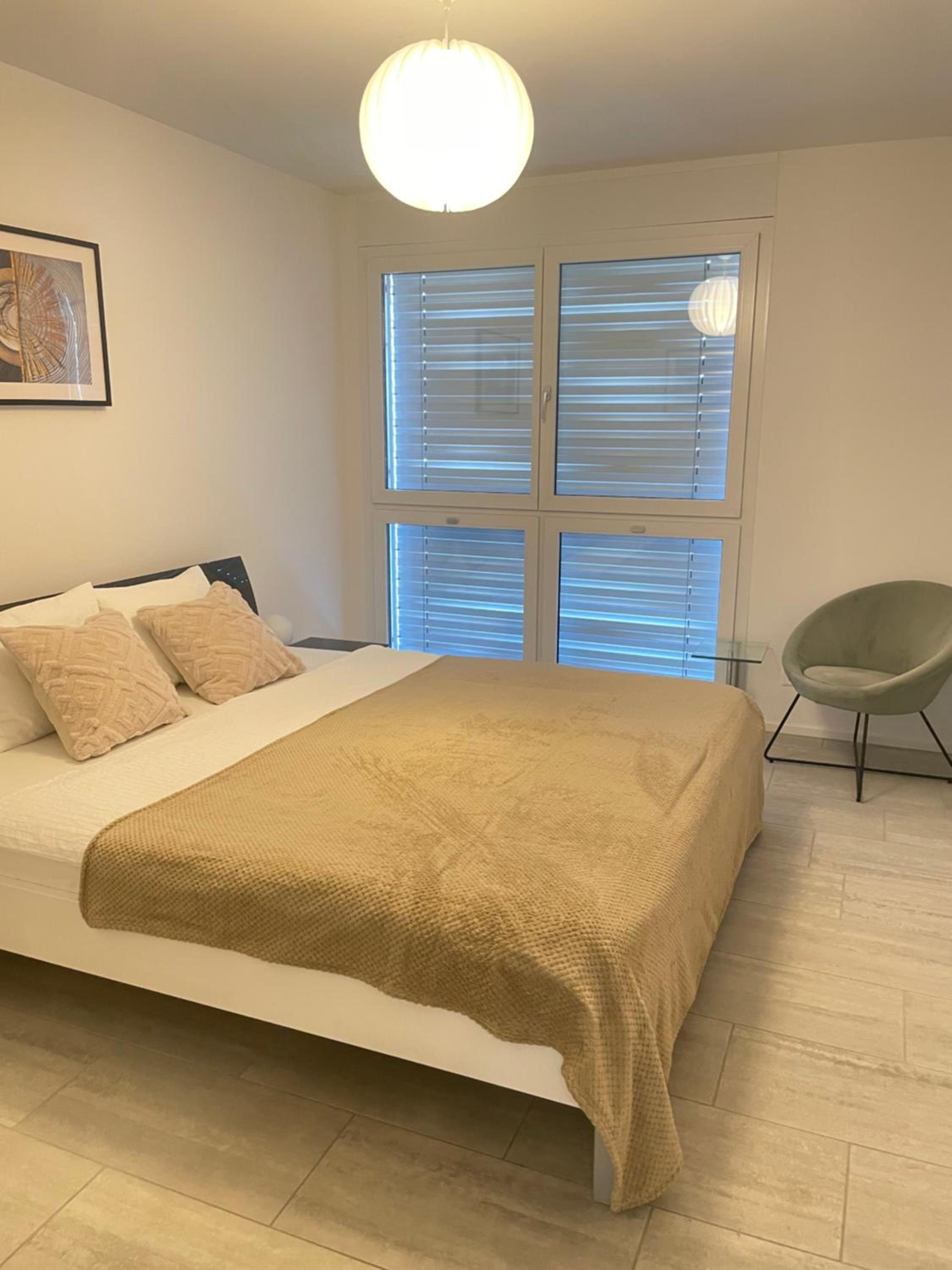 4,5-Zimmer-Wohnung mit guter Verkehrsanbindung