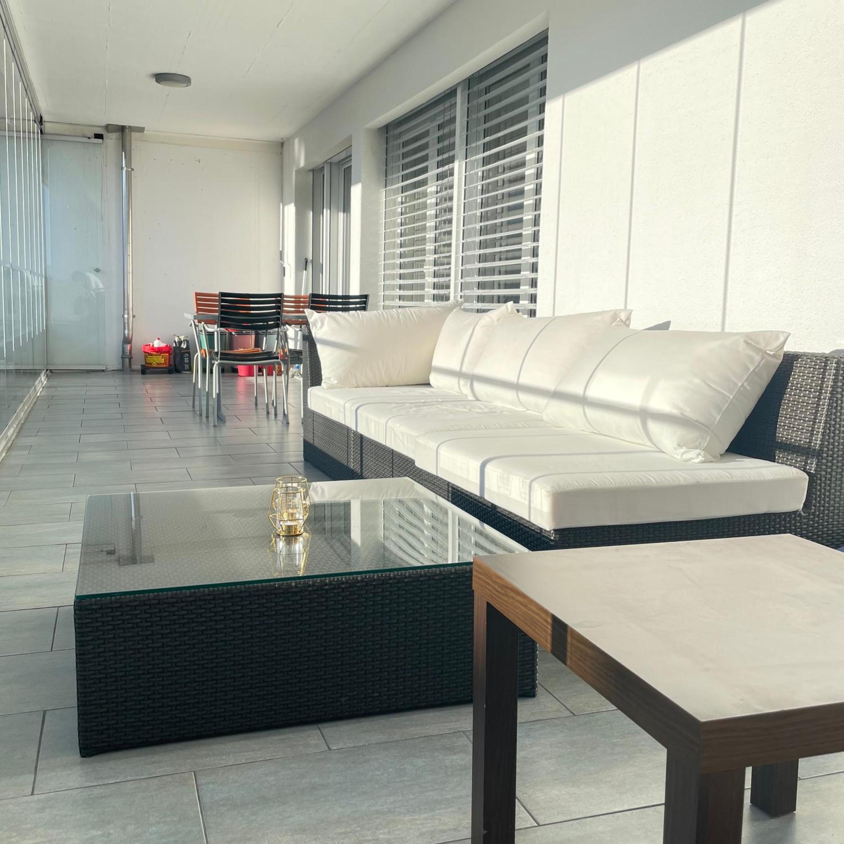 4,5-Zimmer-Wohnung mit guter Verkehrsanbindung