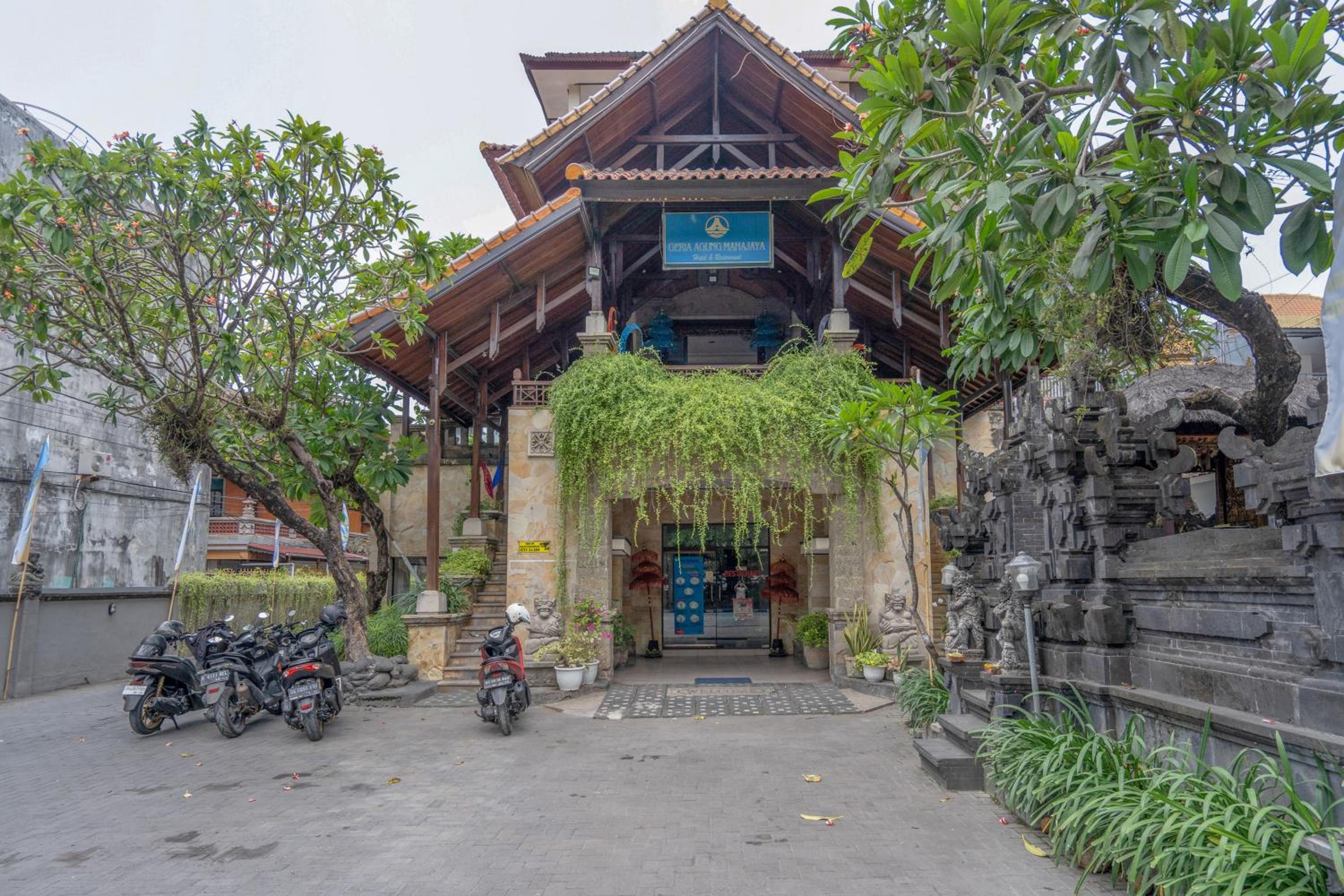 RedDoorz Plus at Mahajaya Hotel Denpasar