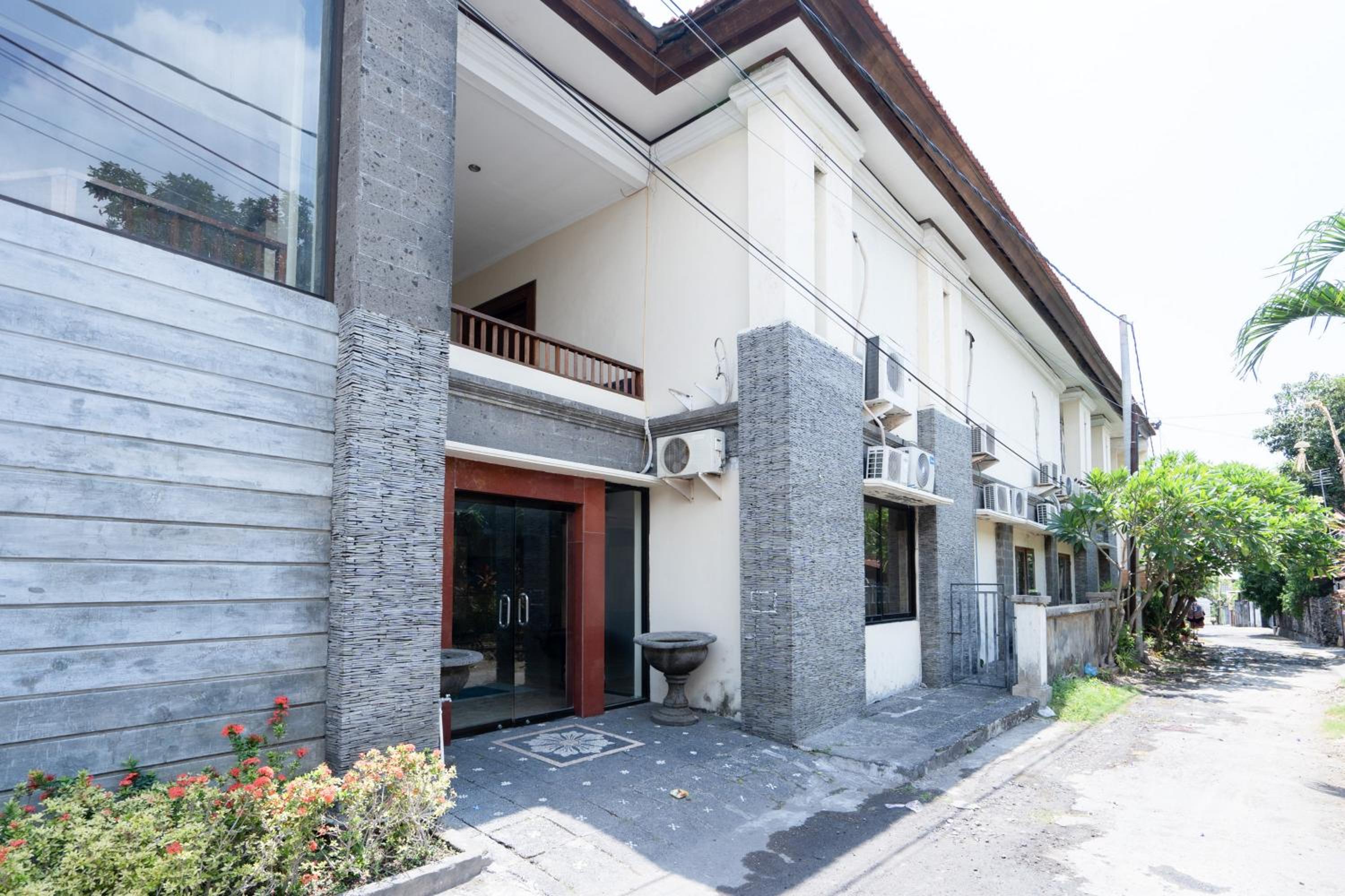 RedDoorz Plus at Mahajaya Hotel Denpasar