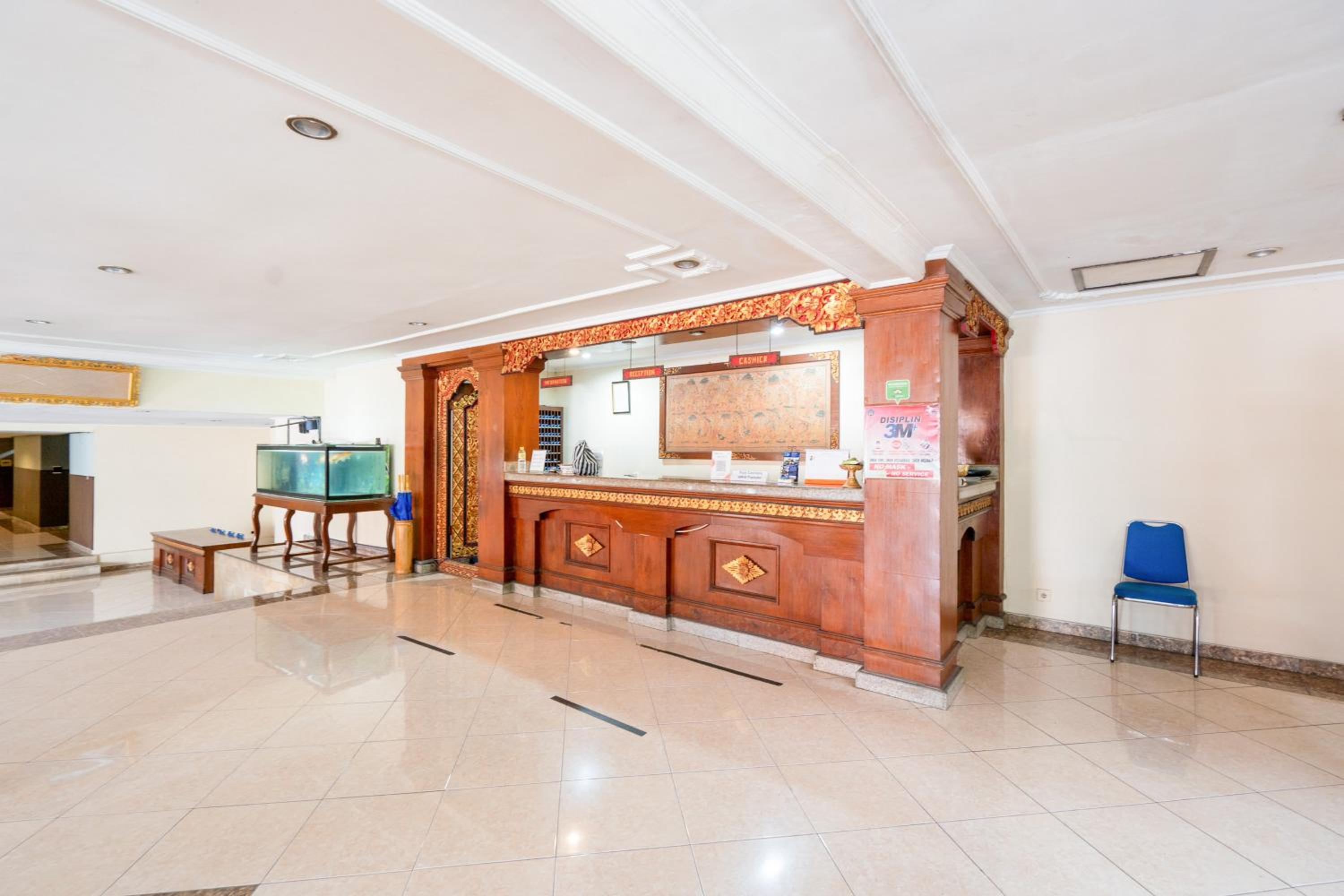 RedDoorz Plus at Mahajaya Hotel Denpasar
