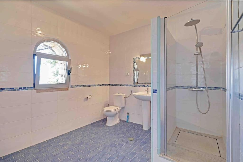 Beautiful renovated hilltop villa and heated pool view 3