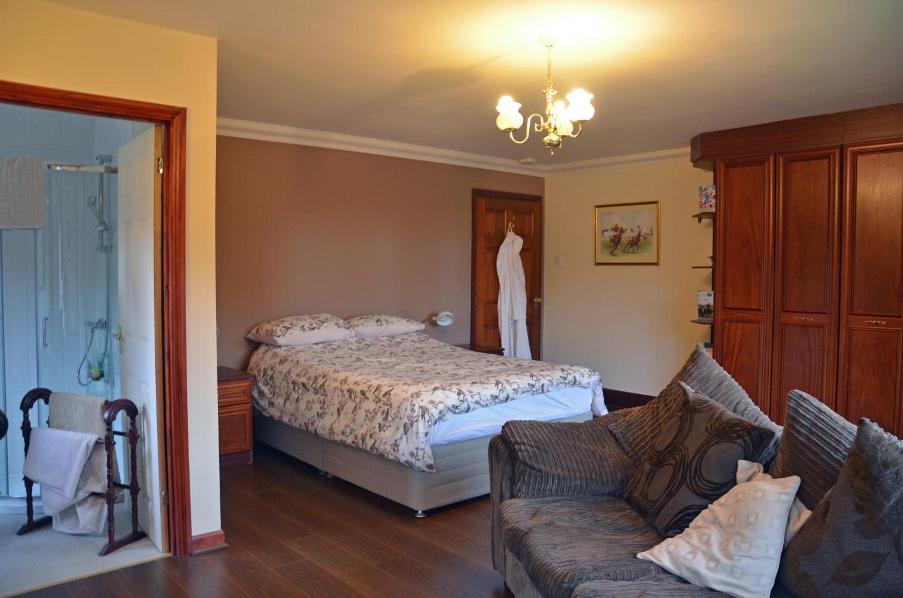 The Farmhouse B&B
