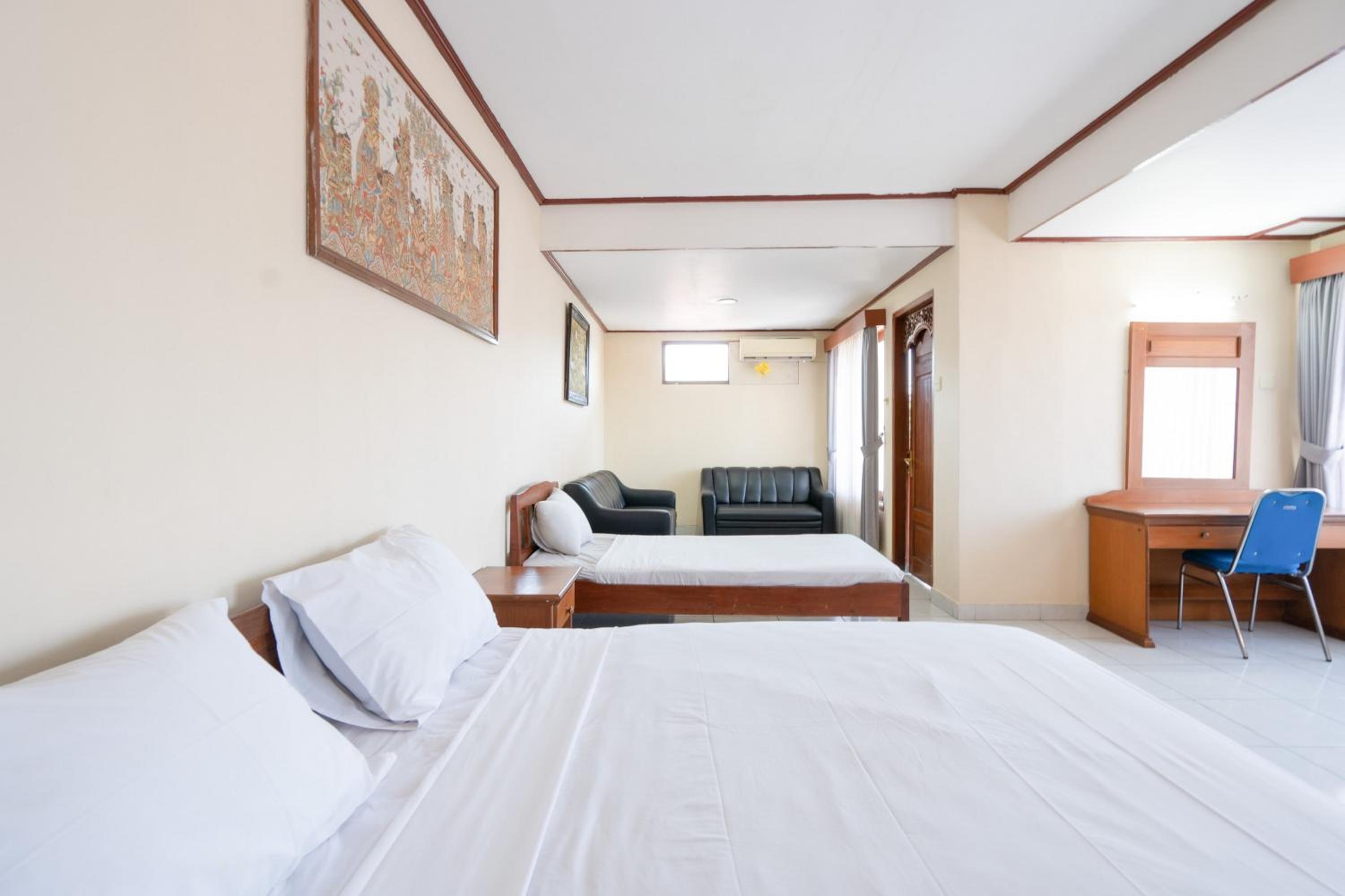 RedDoorz Plus at Mahajaya Hotel Denpasar