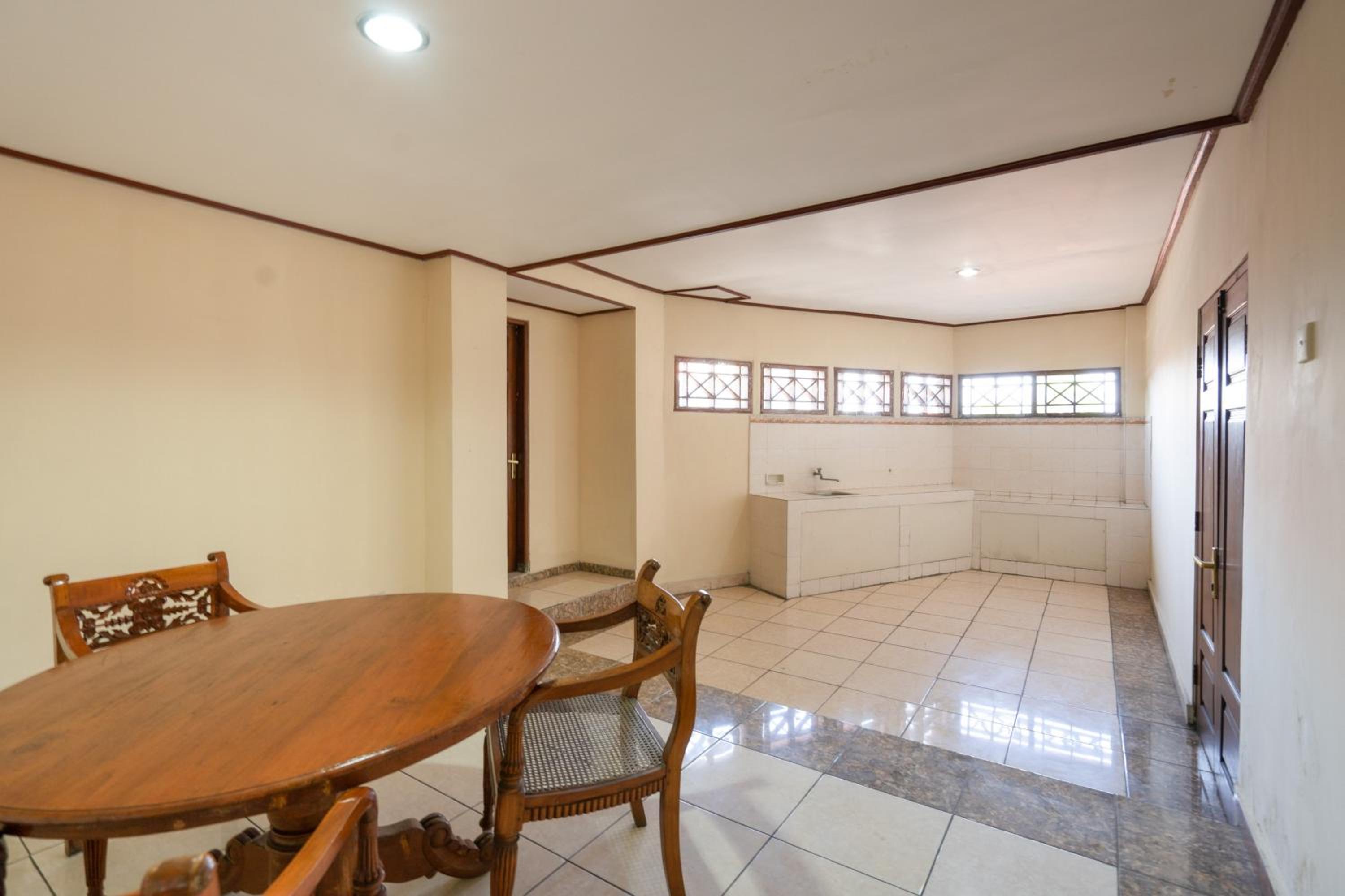 RedDoorz Plus at Mahajaya Hotel Denpasar