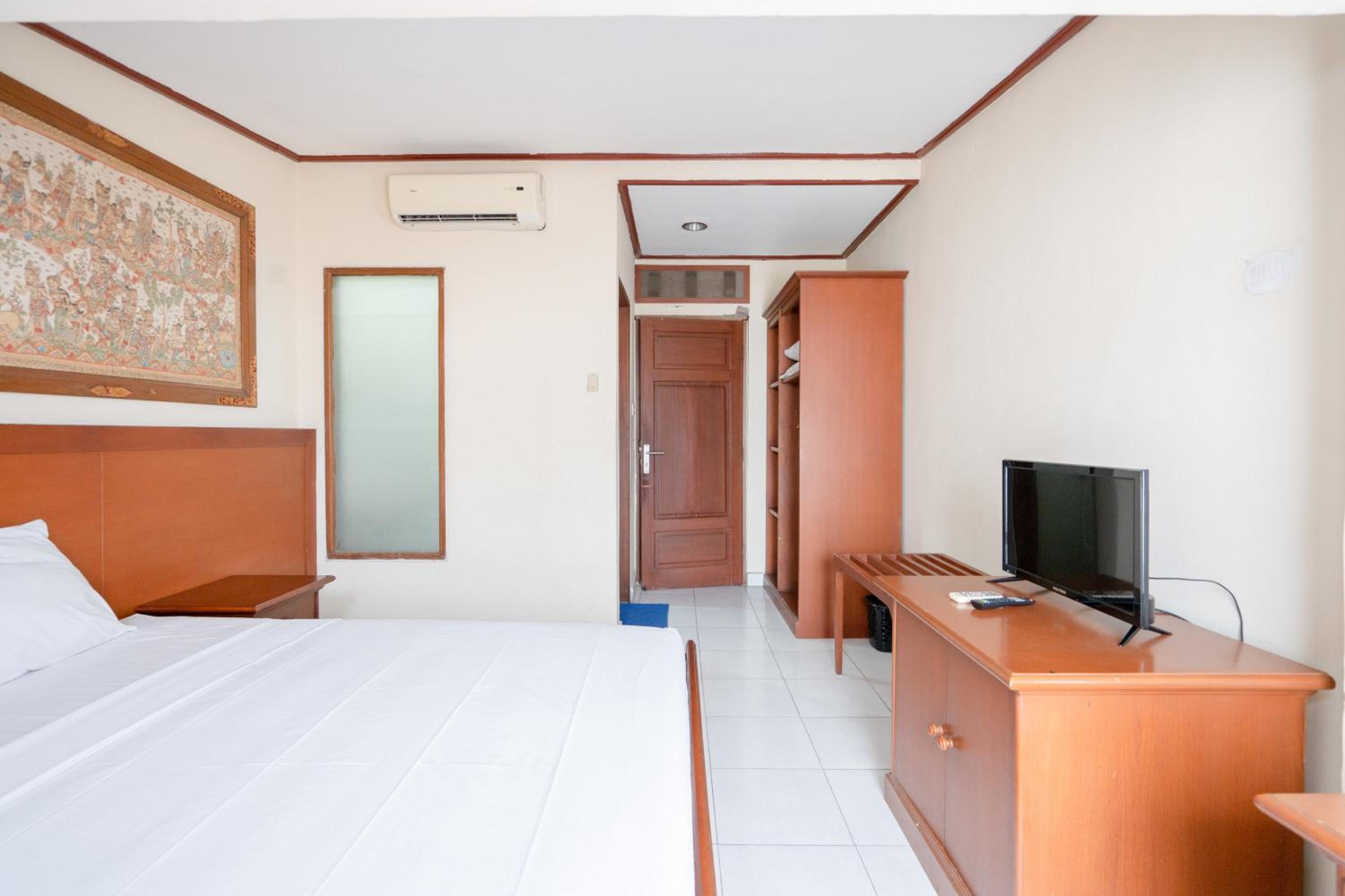 RedDoorz Plus at Mahajaya Hotel Denpasar