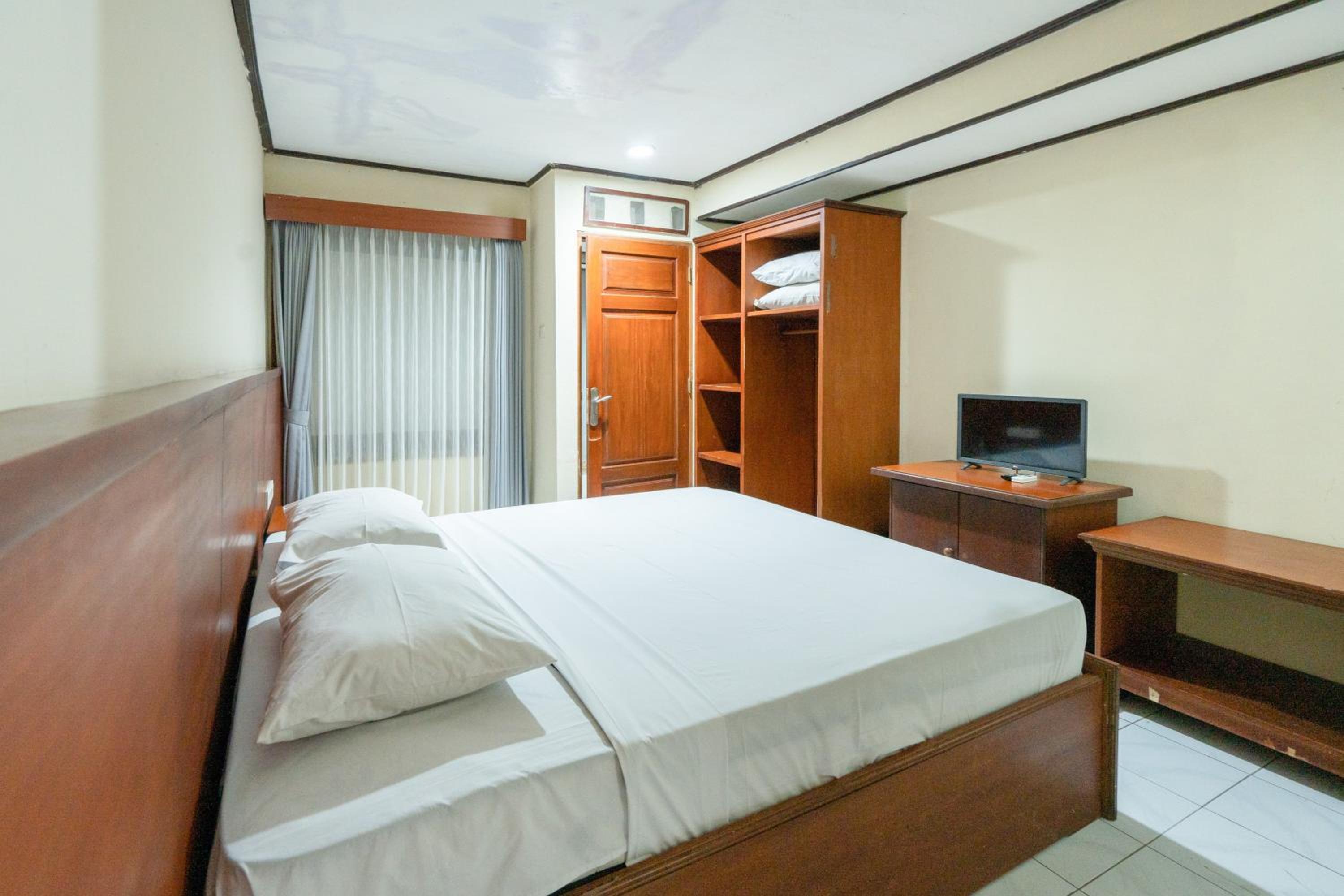 RedDoorz Plus at Mahajaya Hotel Denpasar