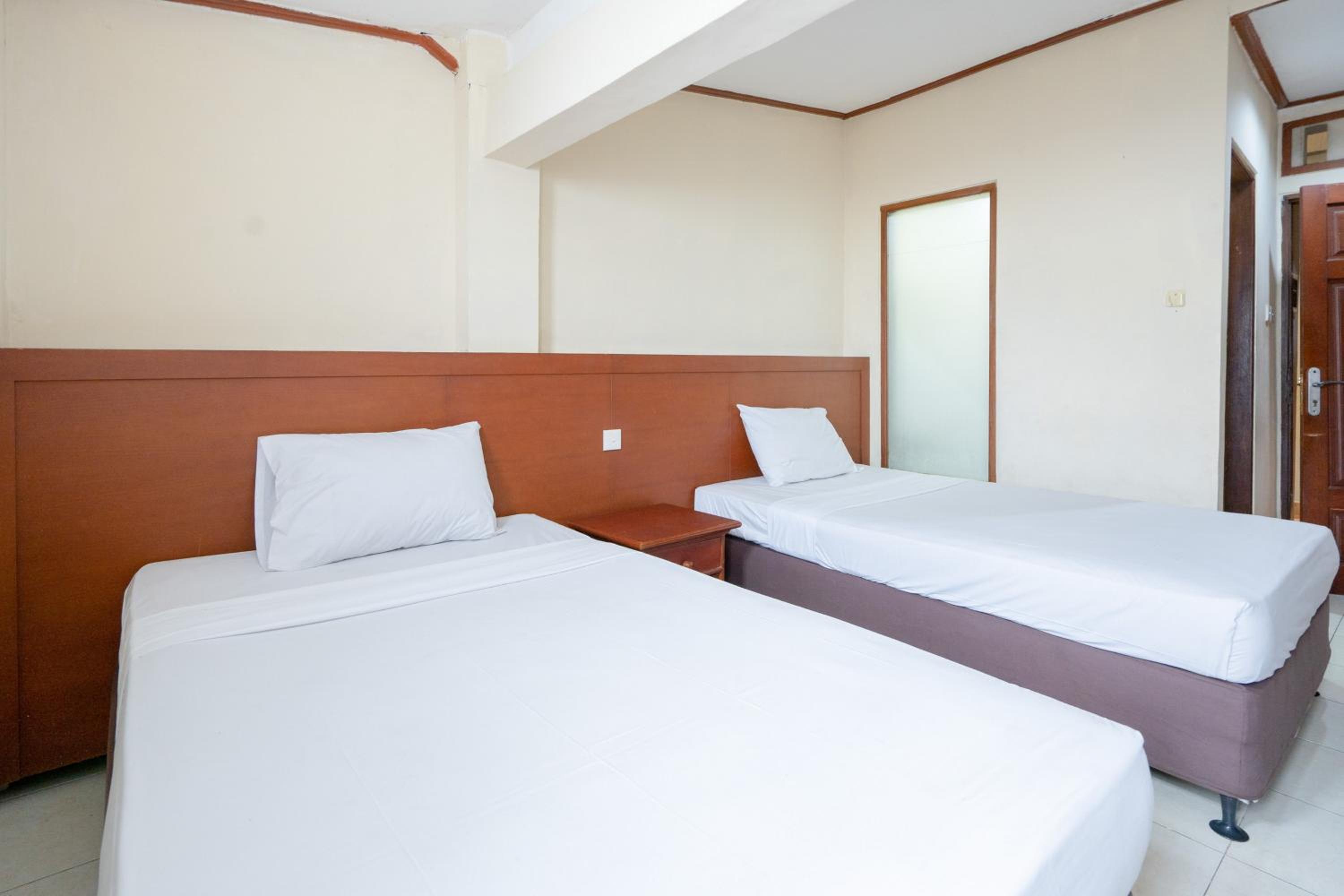 RedDoorz Plus at Mahajaya Hotel Denpasar