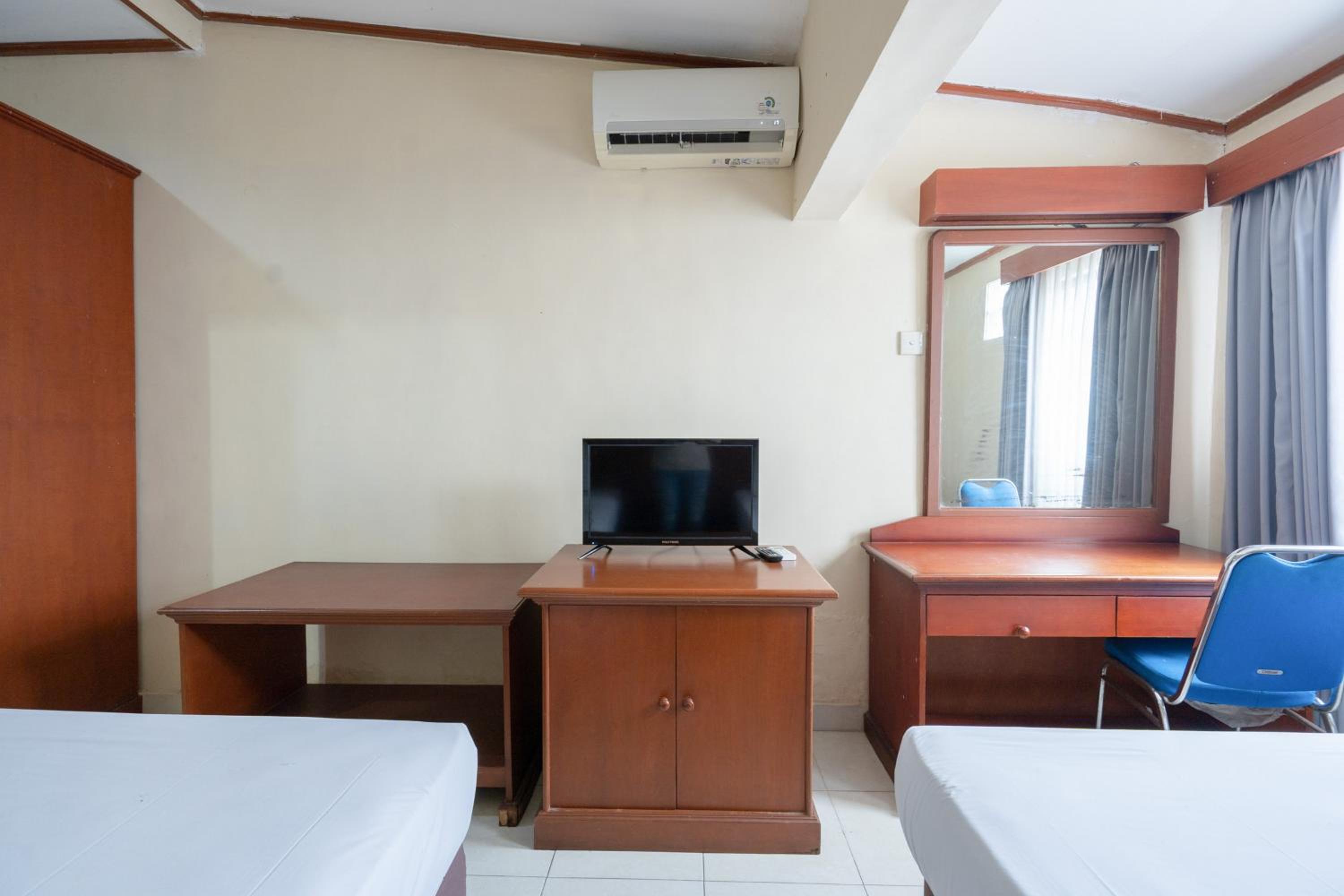 RedDoorz Plus at Mahajaya Hotel Denpasar