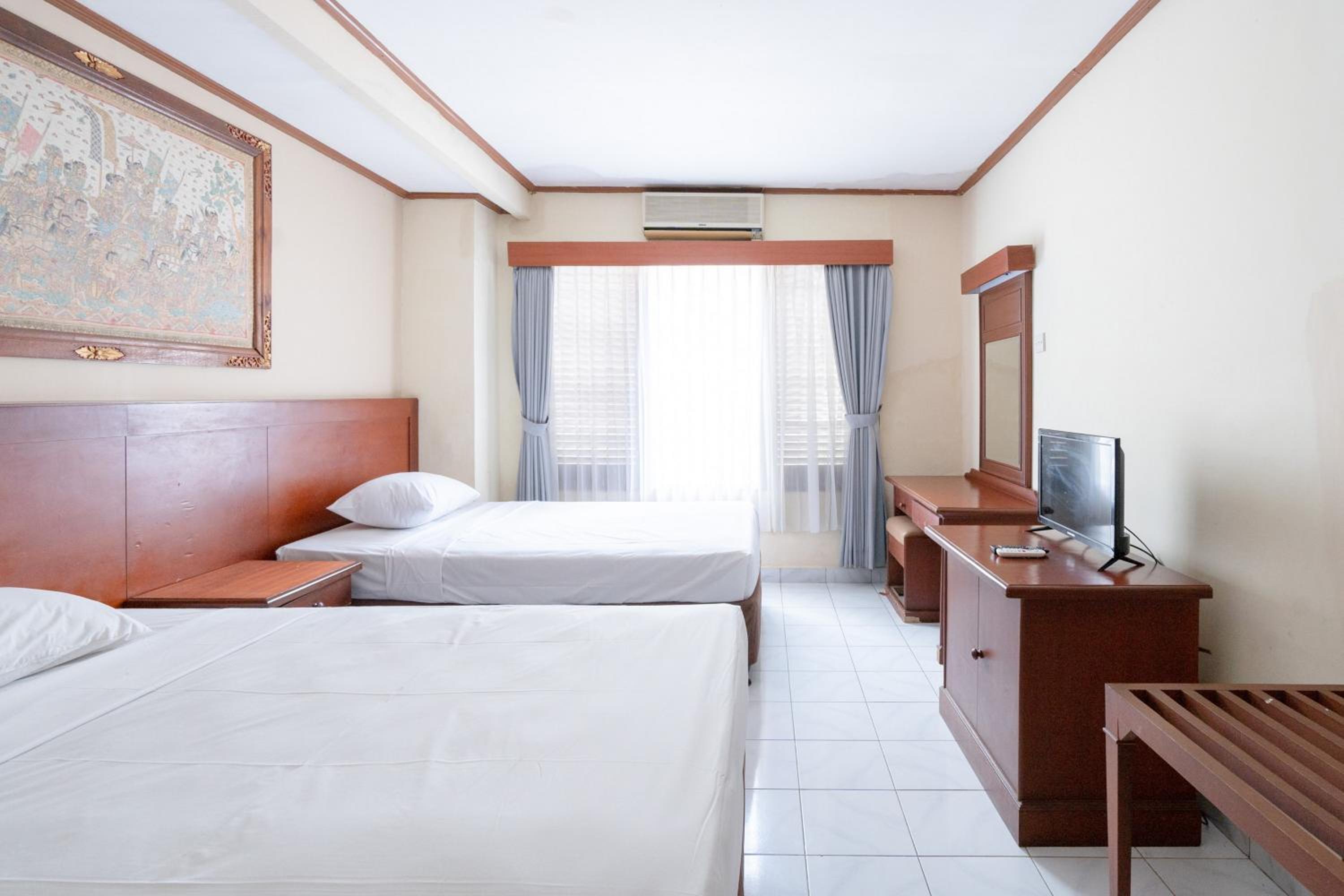 RedDoorz Plus at Mahajaya Hotel Denpasar
