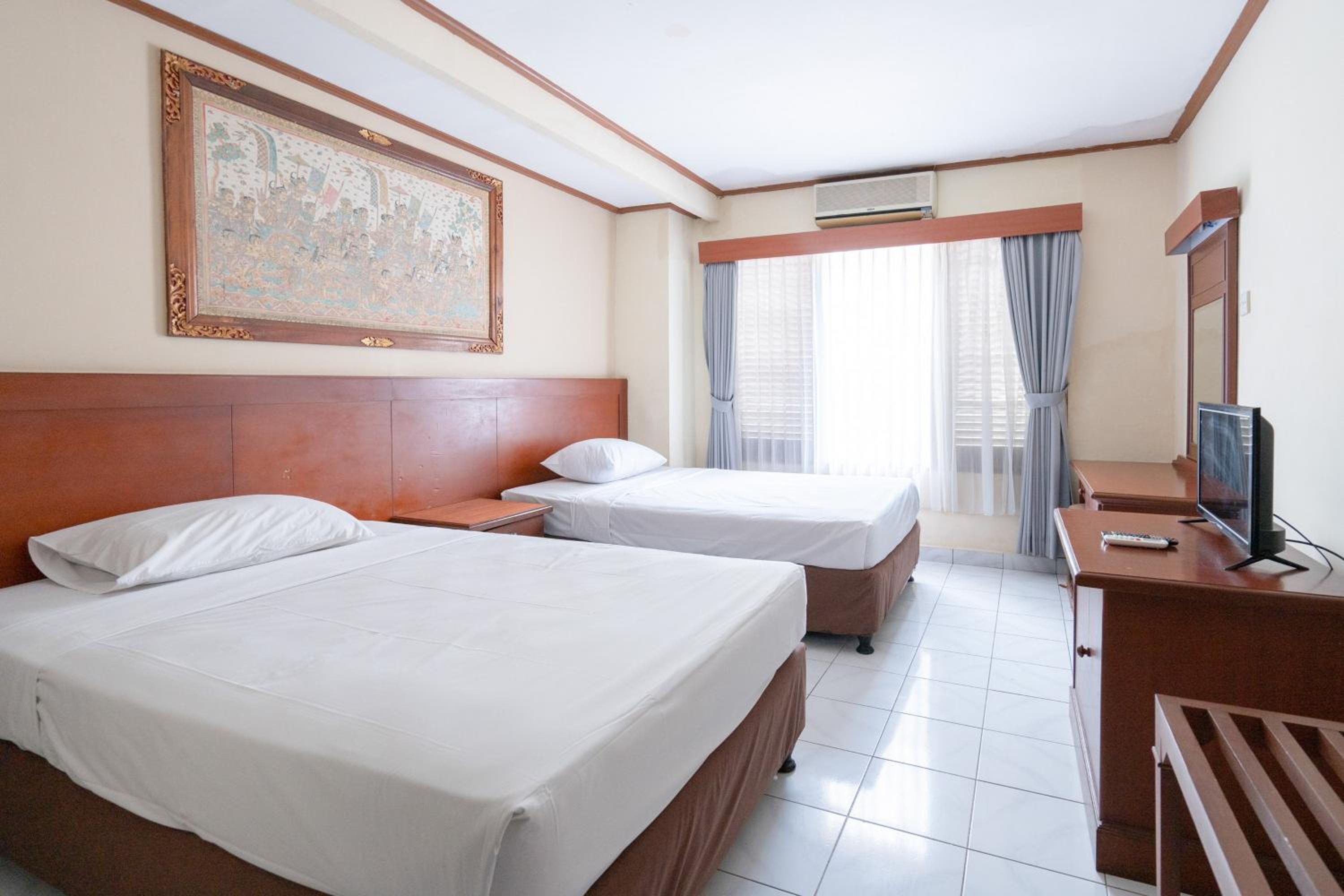 RedDoorz Plus at Mahajaya Hotel Denpasar