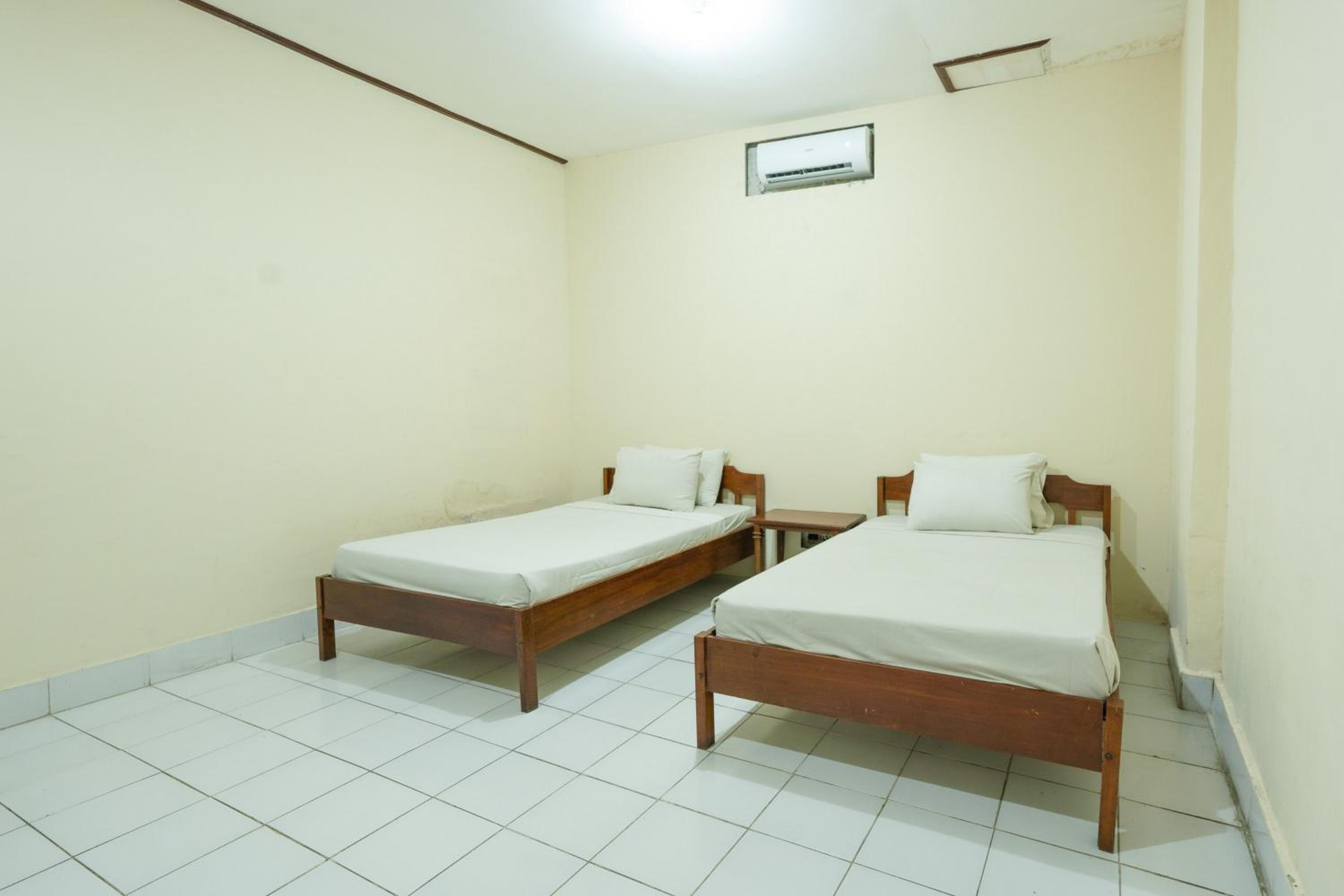 RedDoorz Plus at Mahajaya Hotel Denpasar