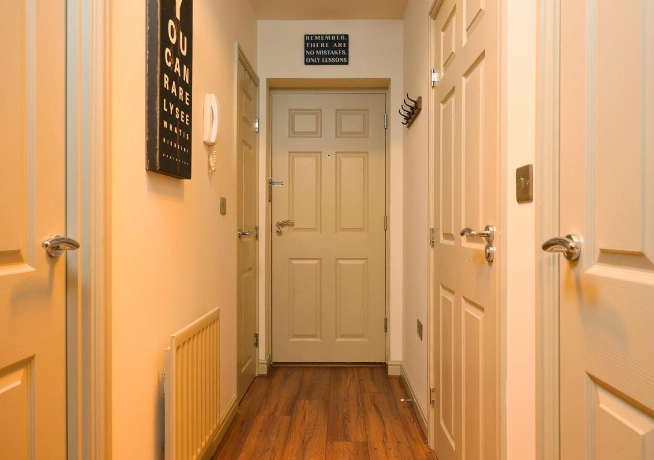 Stylish Flat With Sofa Bed in Malmesbury! view 5