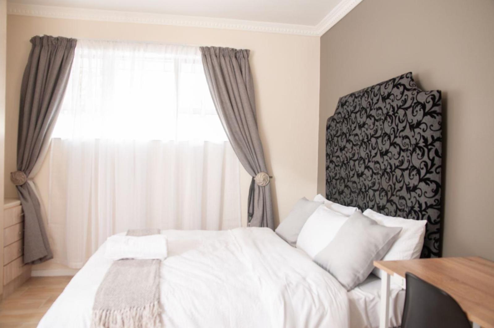 Luxury Apartment in Sandton