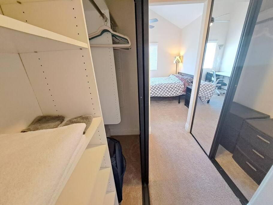 Top corner floor 2-Story La Jolla luxury condo central to UTC mall and La Jolla beaches view 3