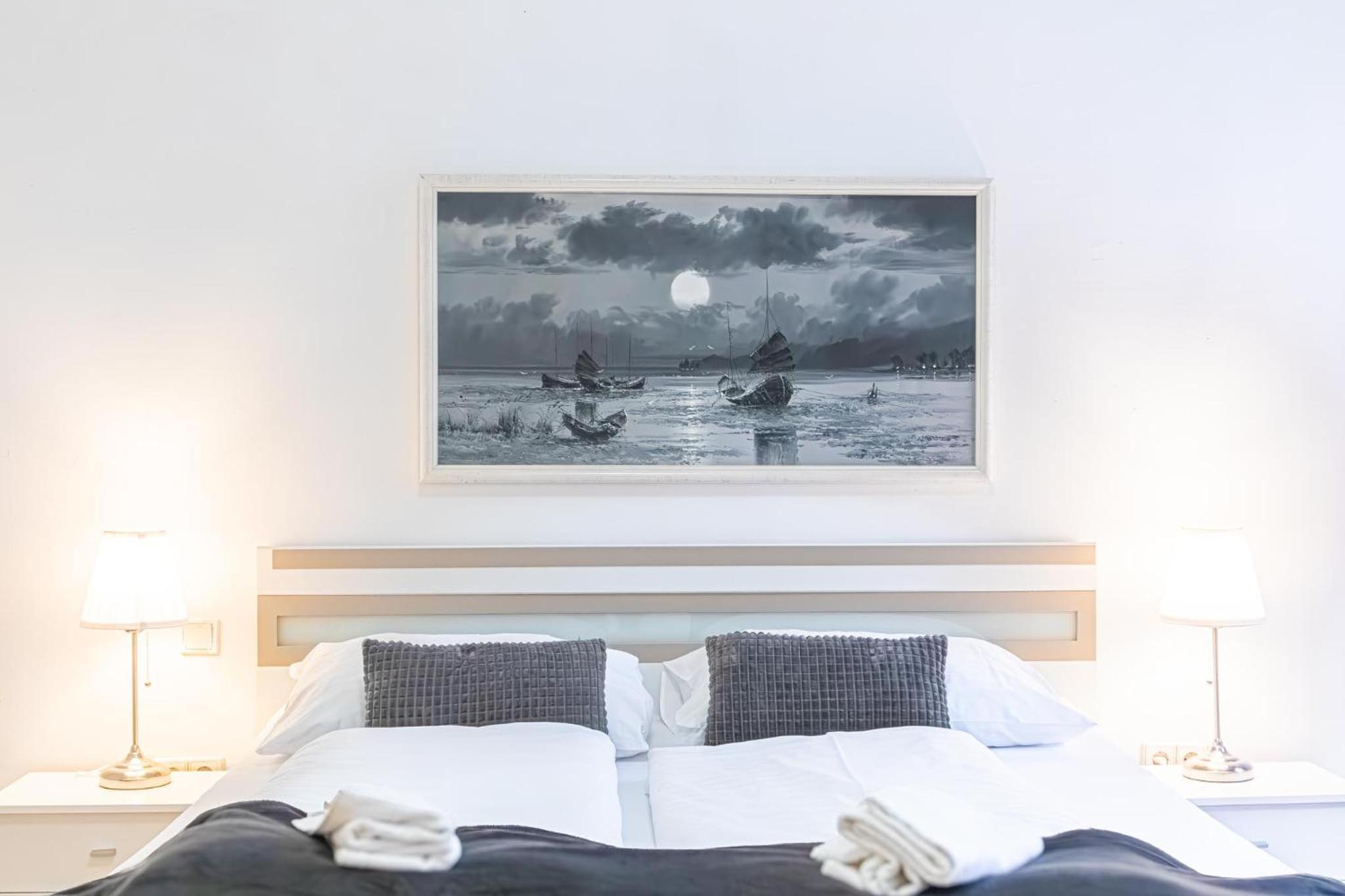 Simple 3BR Apartment Near Wiener Stadthalle