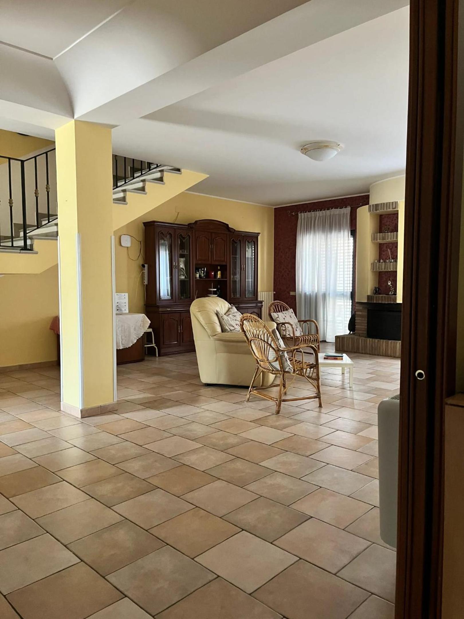 Refined Villa in Enna with Private Pool