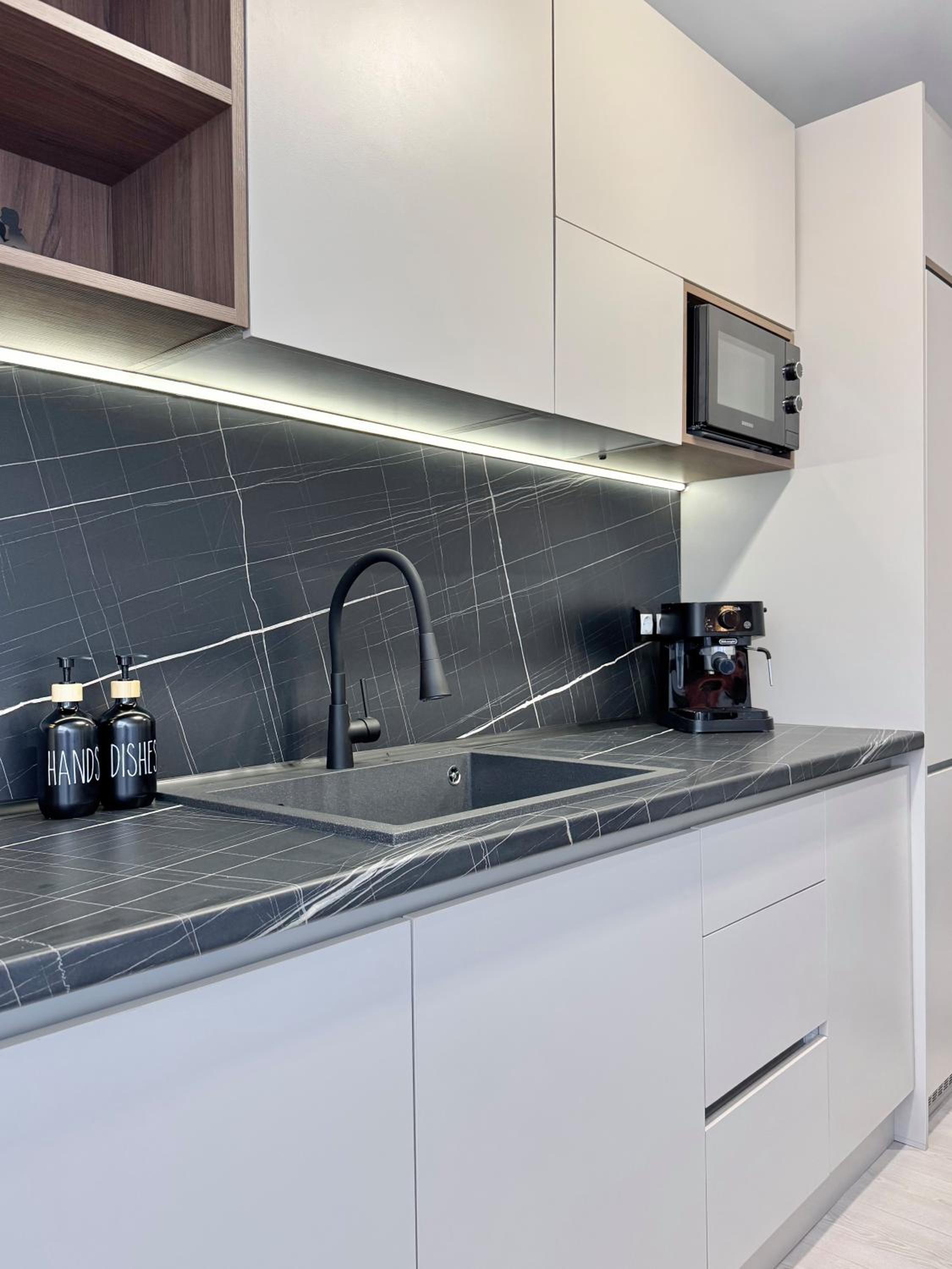 Comfort & Classy 1Bed Аpartment for 4 Guests on High Street