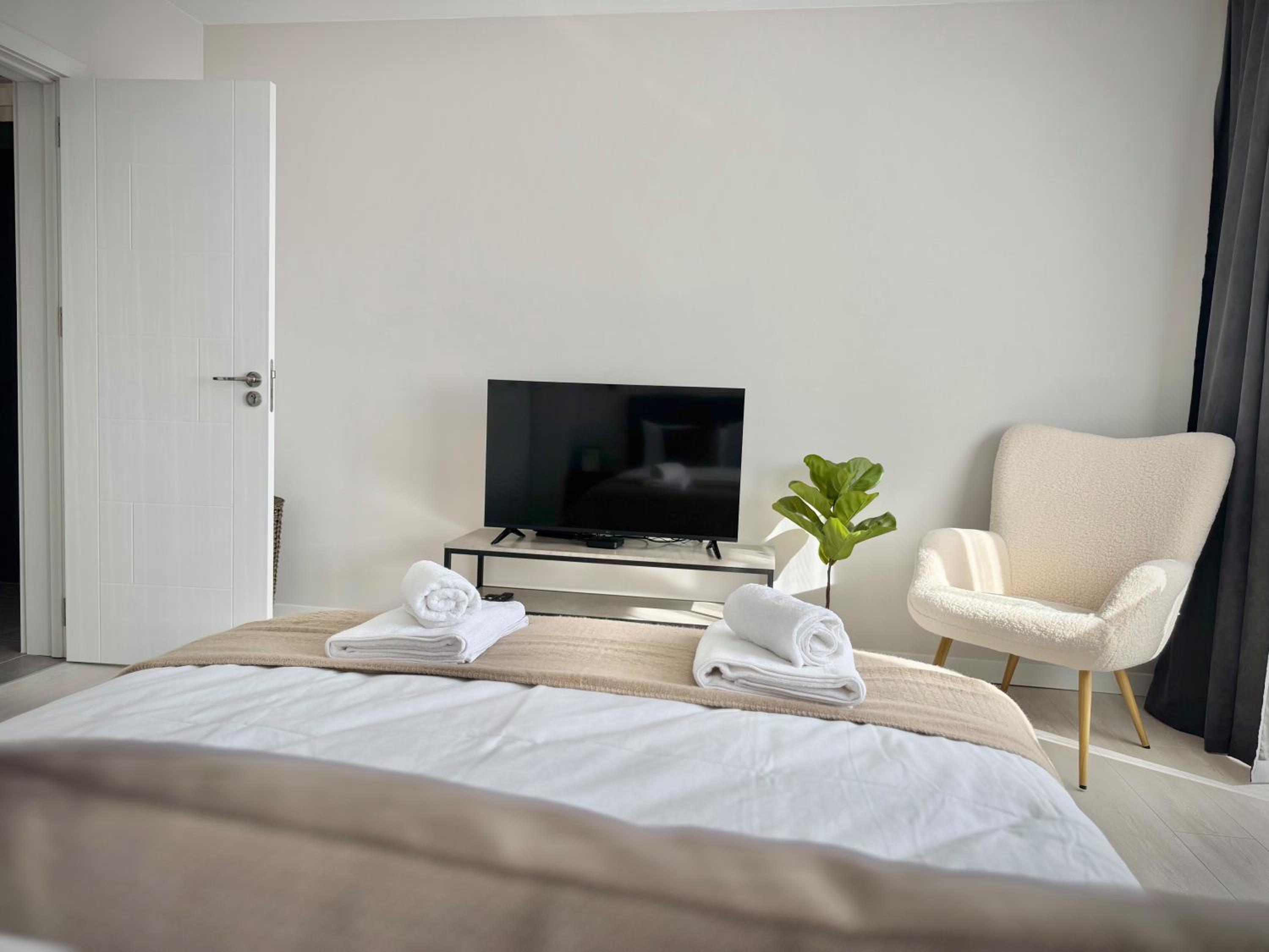 Comfort & Classy 1Bed Аpartment for 4 Guests on High Street