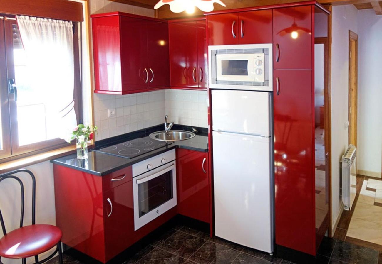 Amplia casa con BBQ, Jardin y terraza view 3