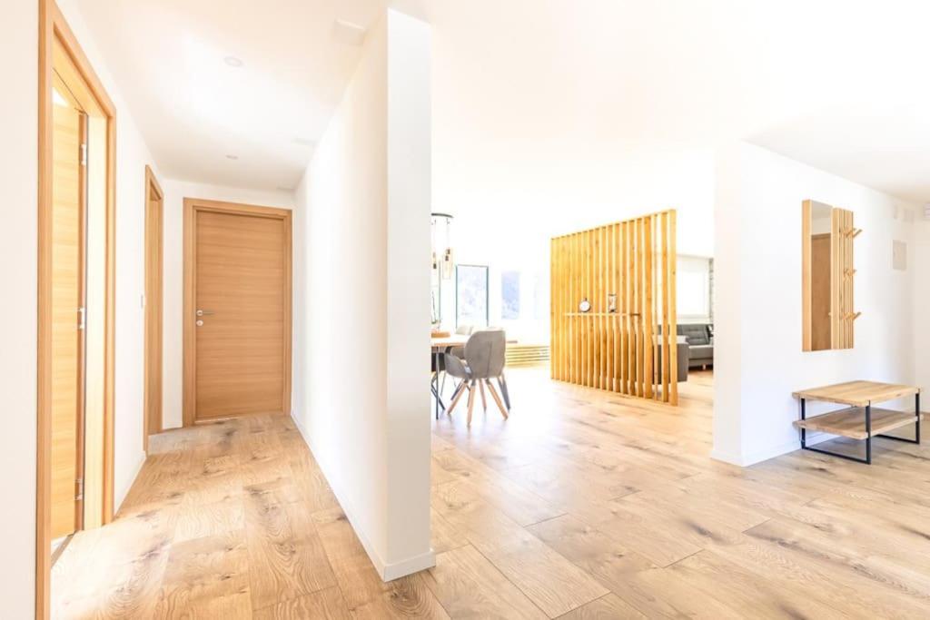 Alpin Chic - Aare Jungfrau AG