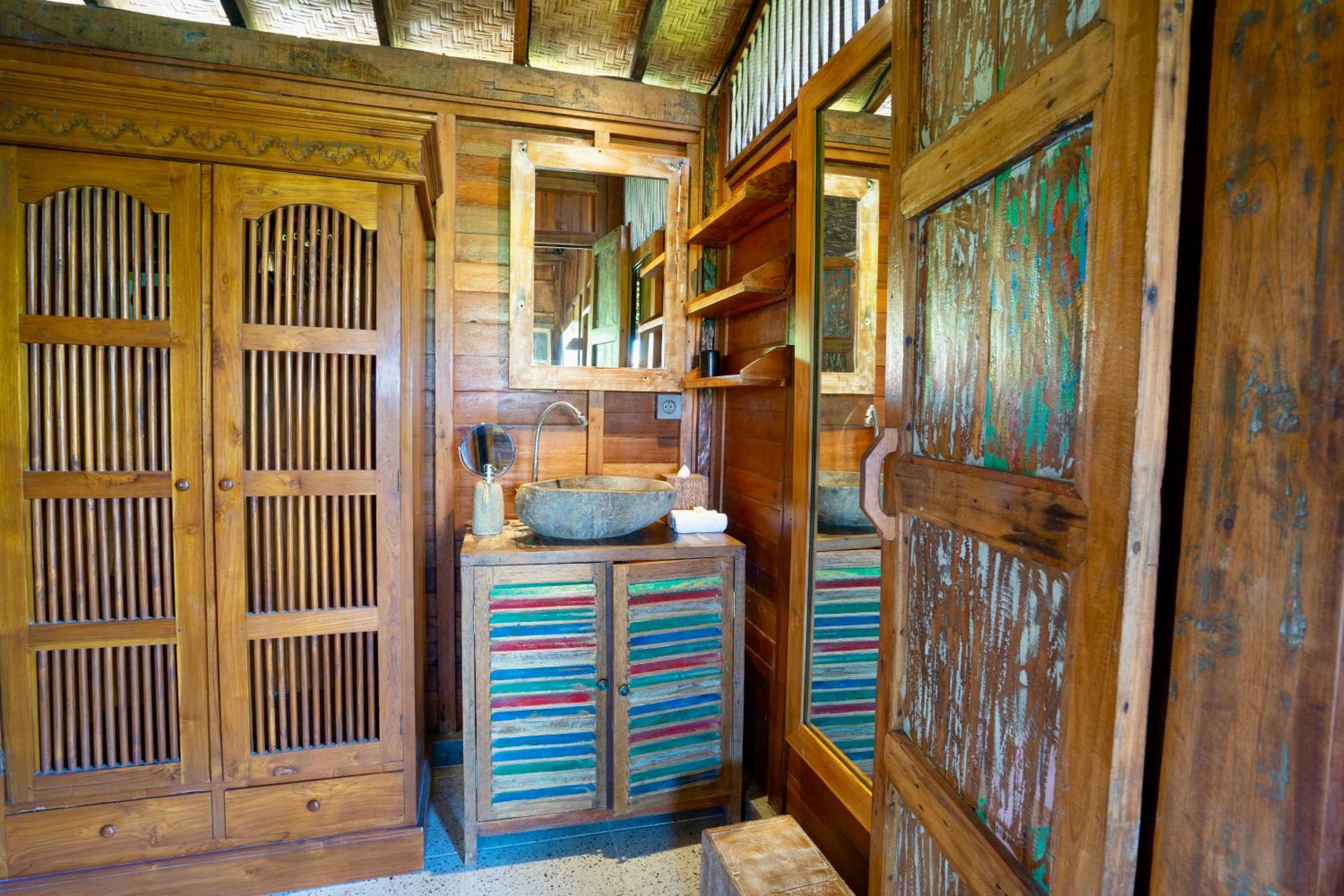 Photo 19
