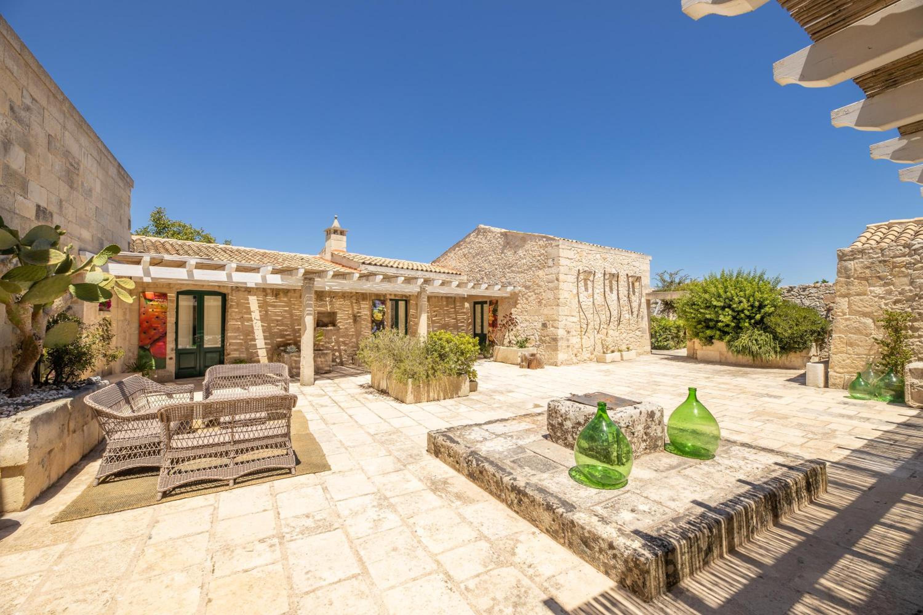 Masseria Blanca Lapis