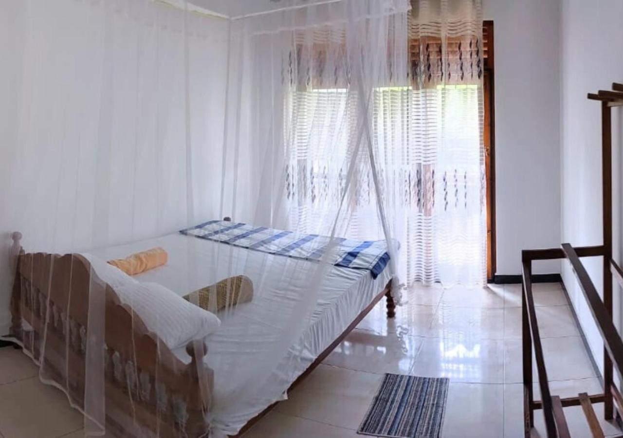 Island Breeze Villa Mirissa view 3