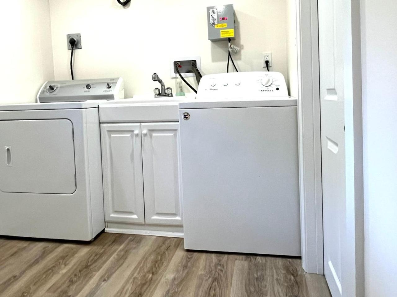 Entire spacious basement apartment in Toronto