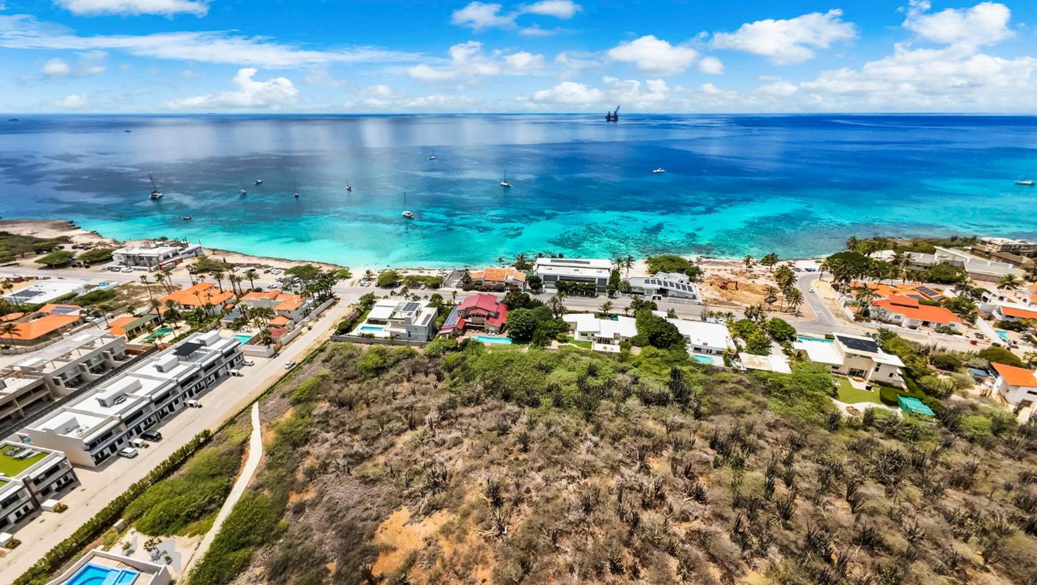 Catalina Residence Apt 3 - L.G. Smith Boulevard 546-J