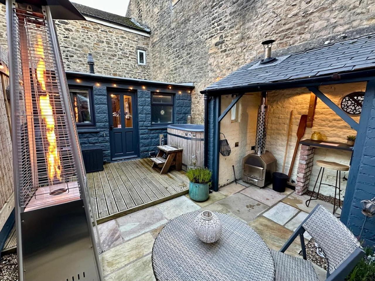 Victoria Cottage