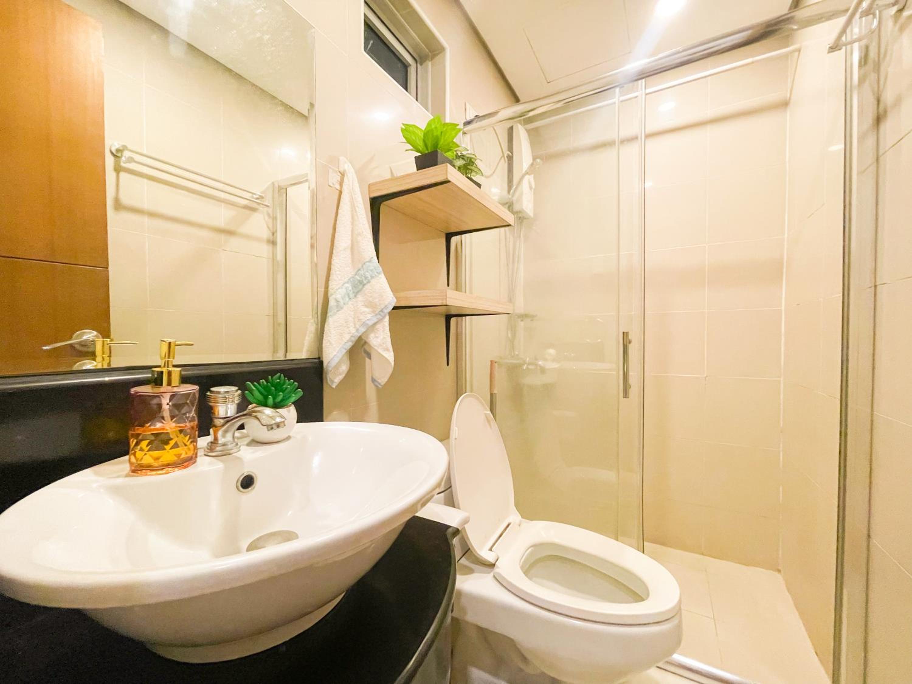 Prime Condo Living Near Venice Canal #msert26k view 3