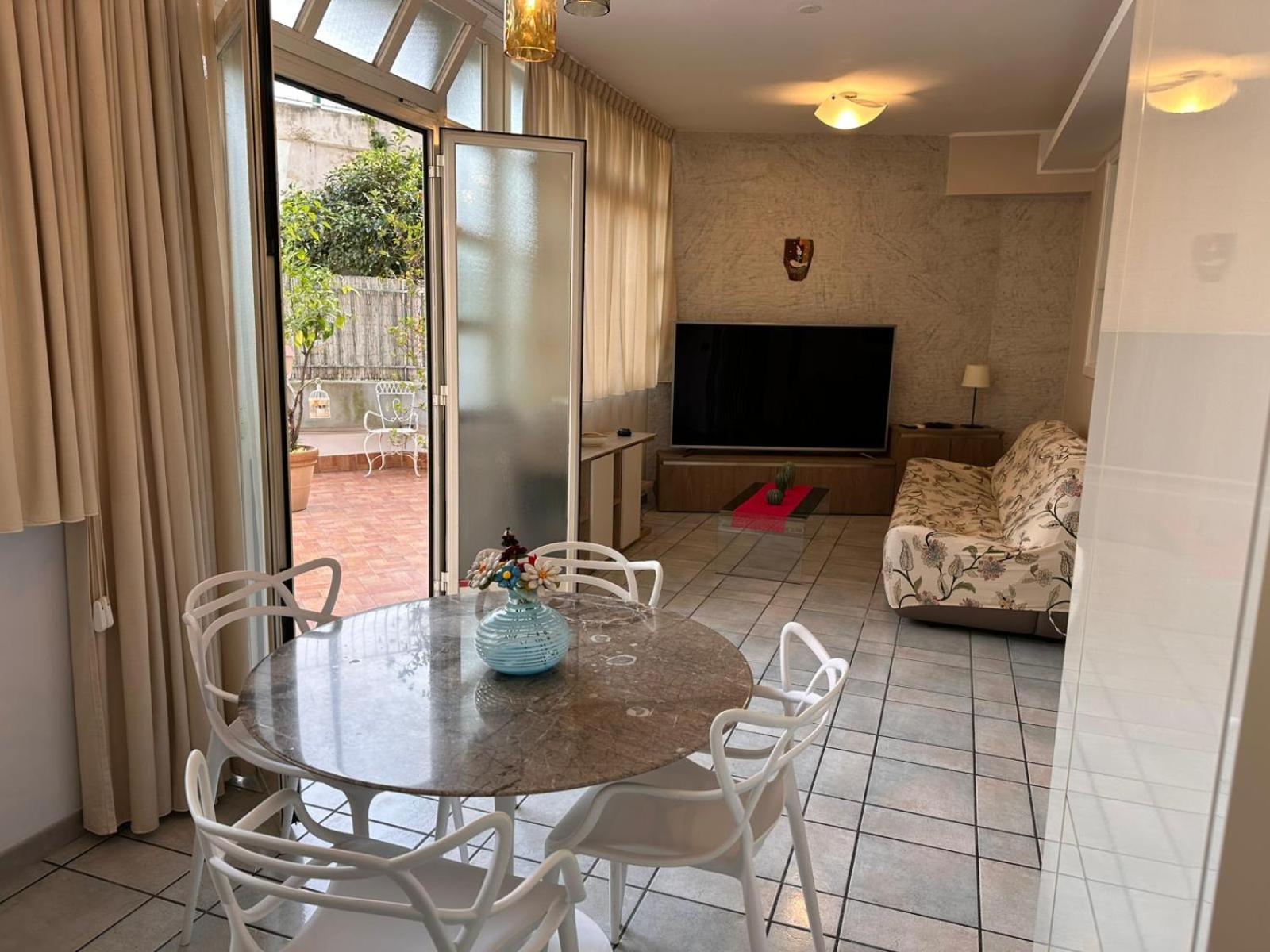 Pacuvio Luxury Apartment Large Terrace - My Place