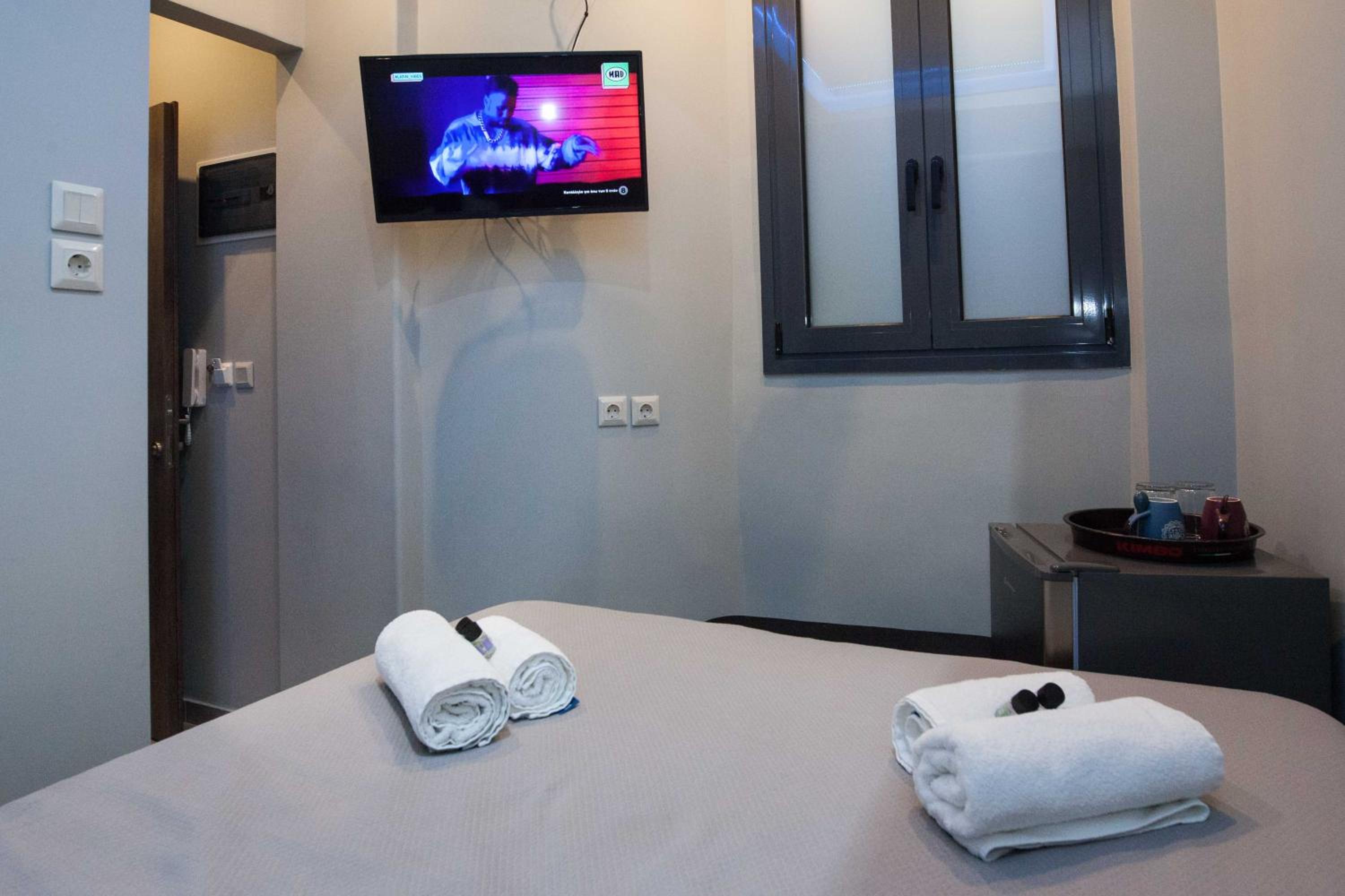 Elegant Rooms Athens