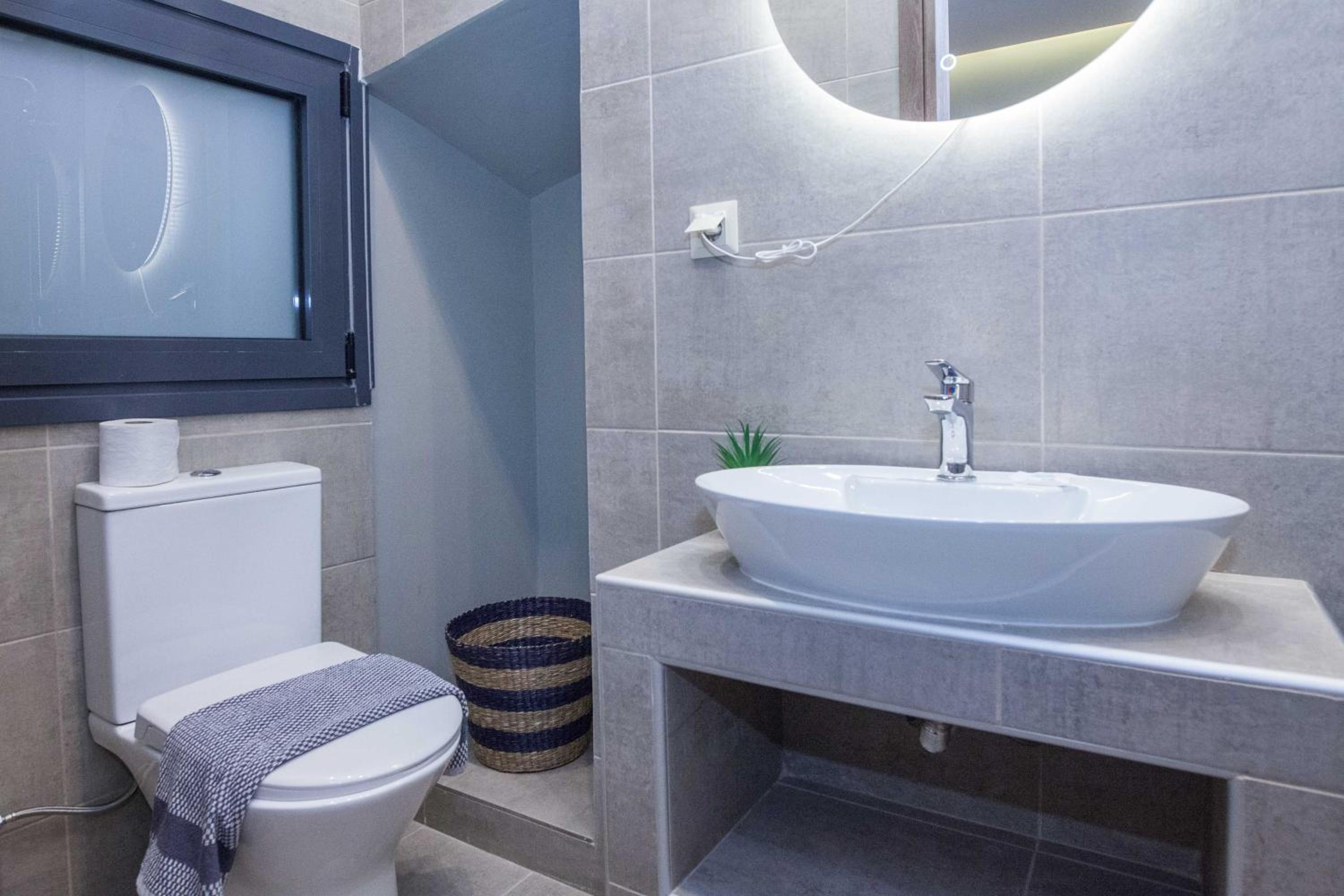 Elegant Rooms Athens